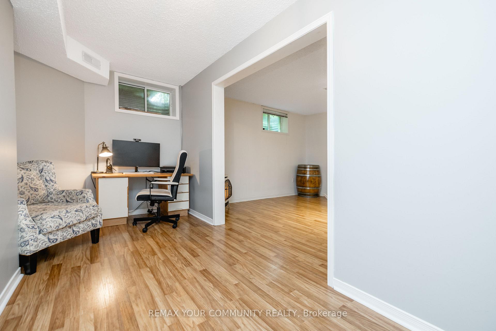 Photo 33 of 321 Miller Drive, Barrie, Edgehill Drive — HOMEH