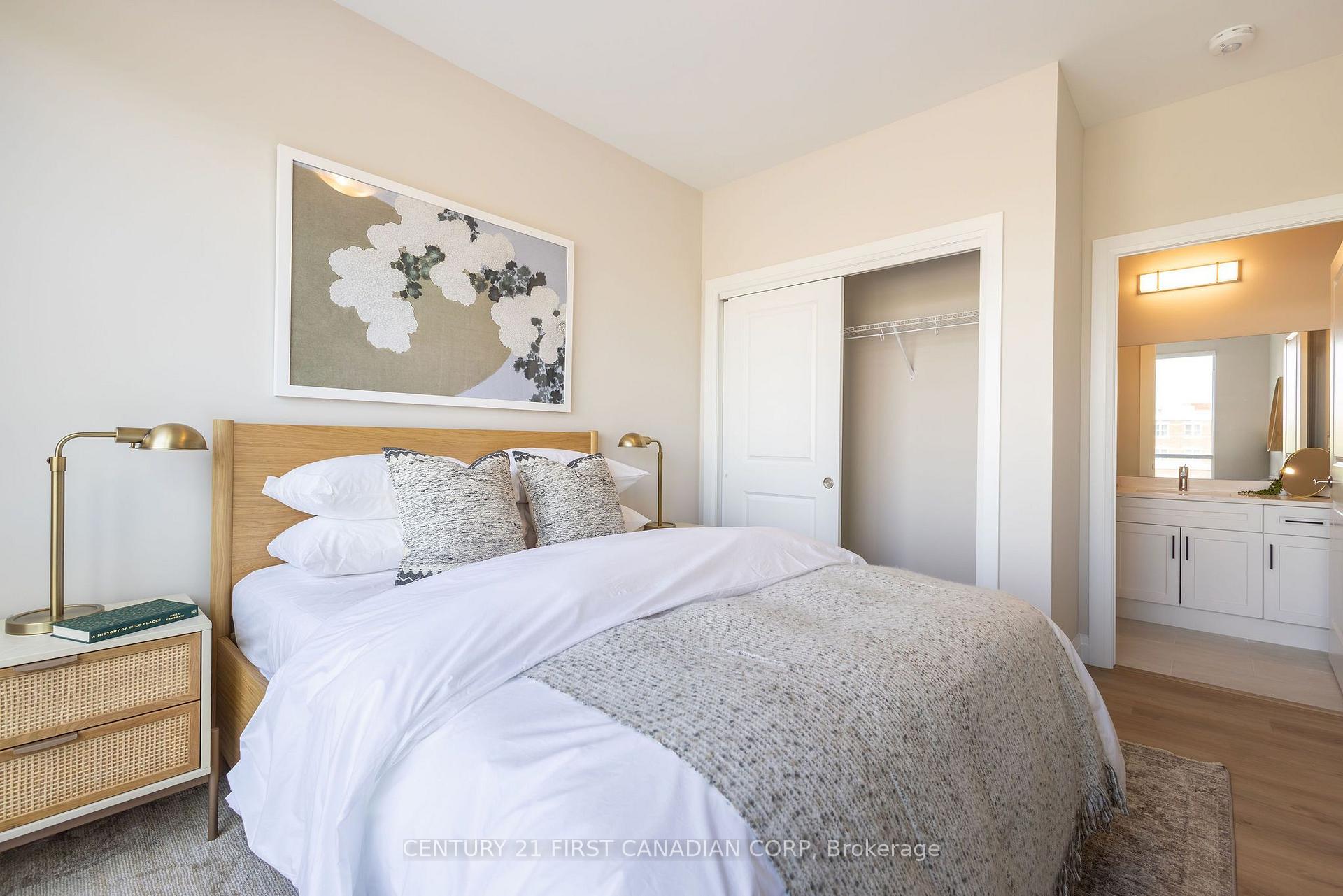Photo 6 of Unit 407, 230 North Centre Road, London, North B — HOMEH