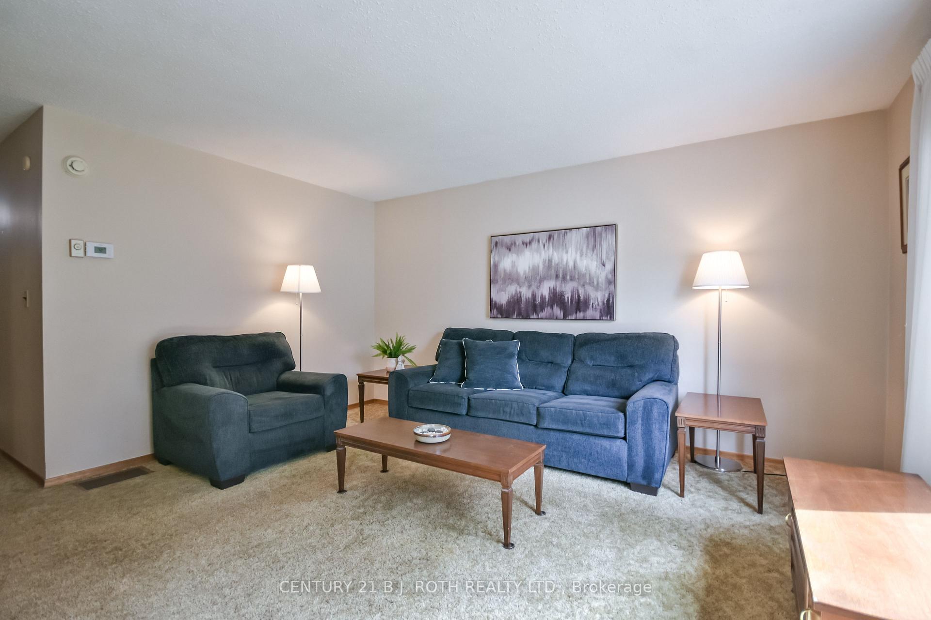 Photo 4 of 380 Mary Street, Orillia — HOMEH