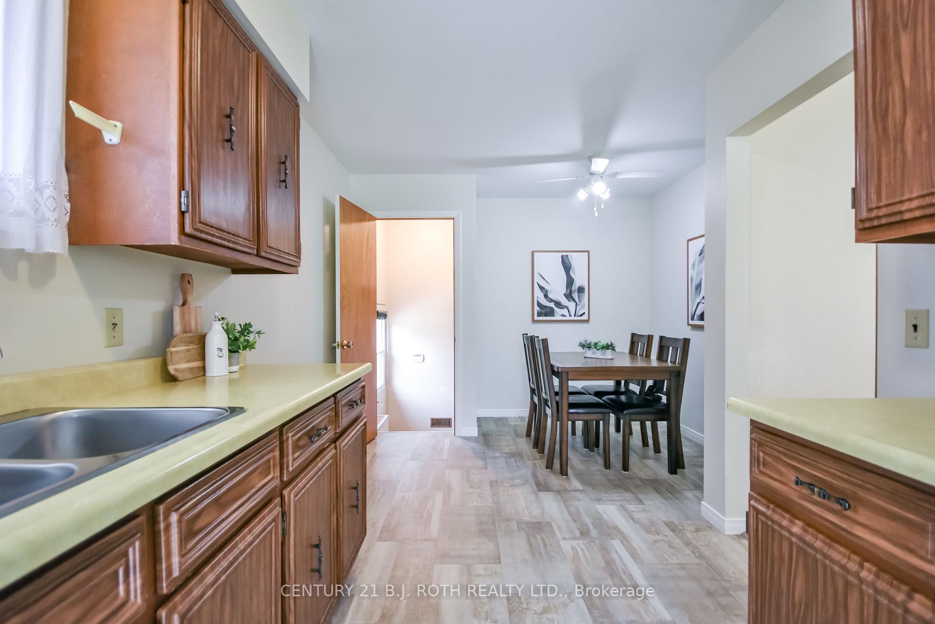Photo 10 of 380 Mary Street, Orillia — HOMEH