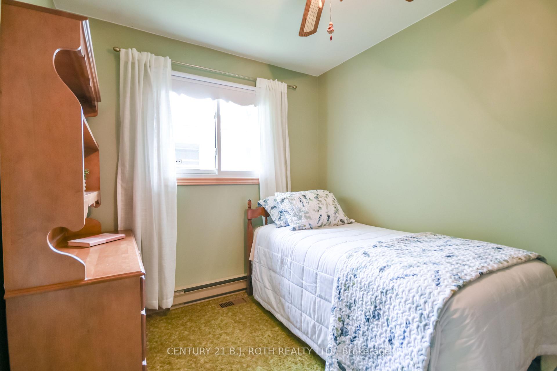 Photo 17 of 380 Mary Street, Orillia — HOMEH