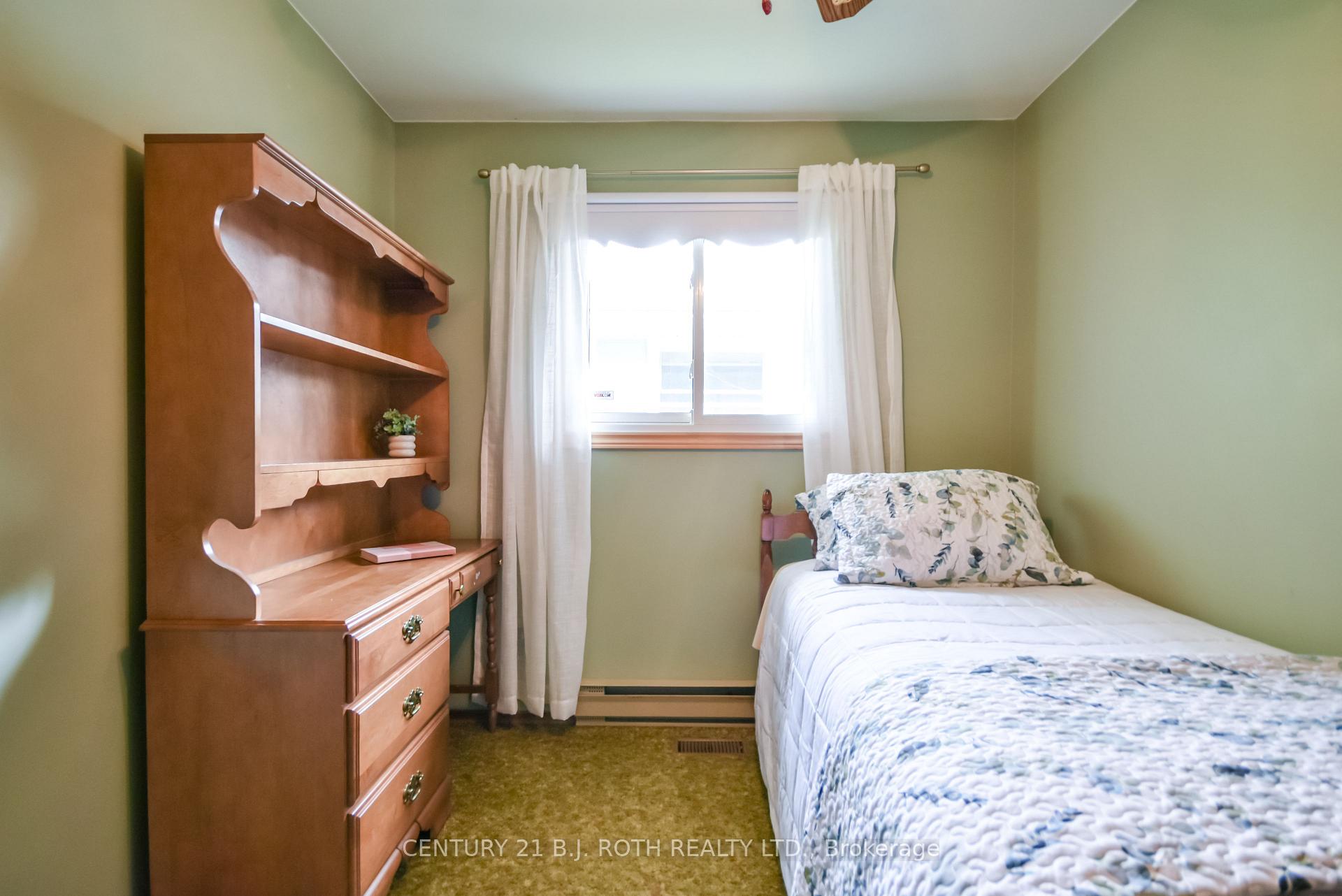 Photo 18 of 380 Mary Street, Orillia — HOMEH