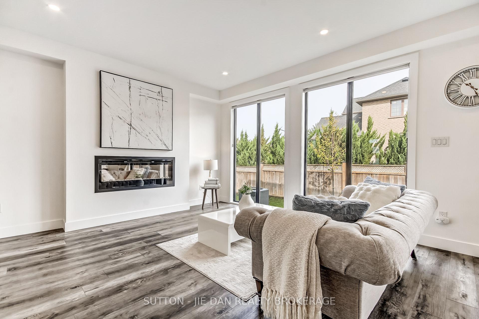 Photo 5 of Unit 2, 1820 Canvas Way, London, North B — HOMEH