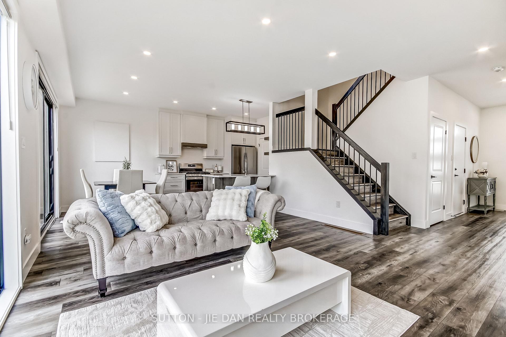 Photo 7 of Unit 2, 1820 Canvas Way, London, North B — HOMEH