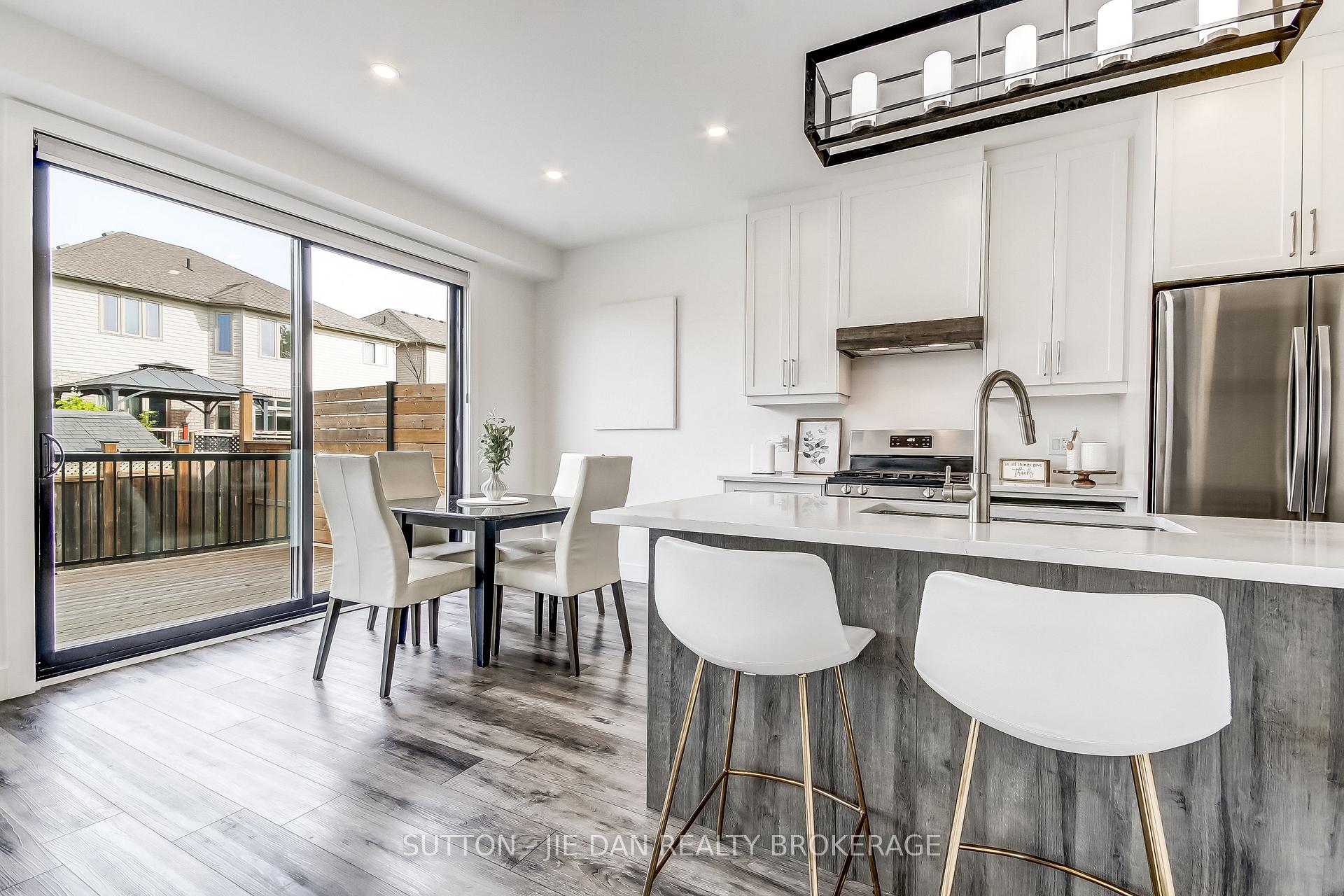 Photo 8 of Unit 2, 1820 Canvas Way, London, North B — HOMEH