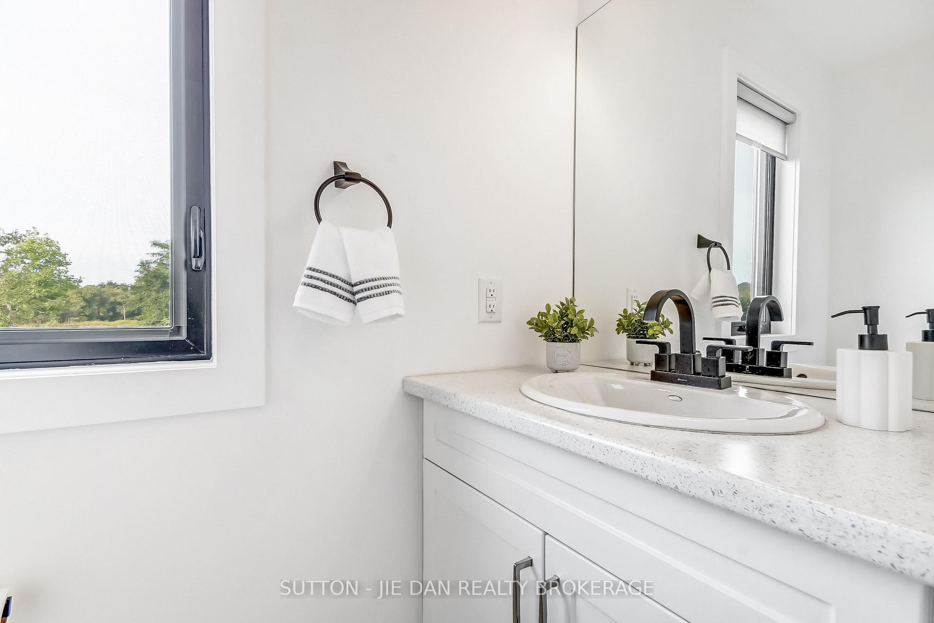 Photo 14 of Unit 2, 1820 Canvas Way, London, North B — HOMEH