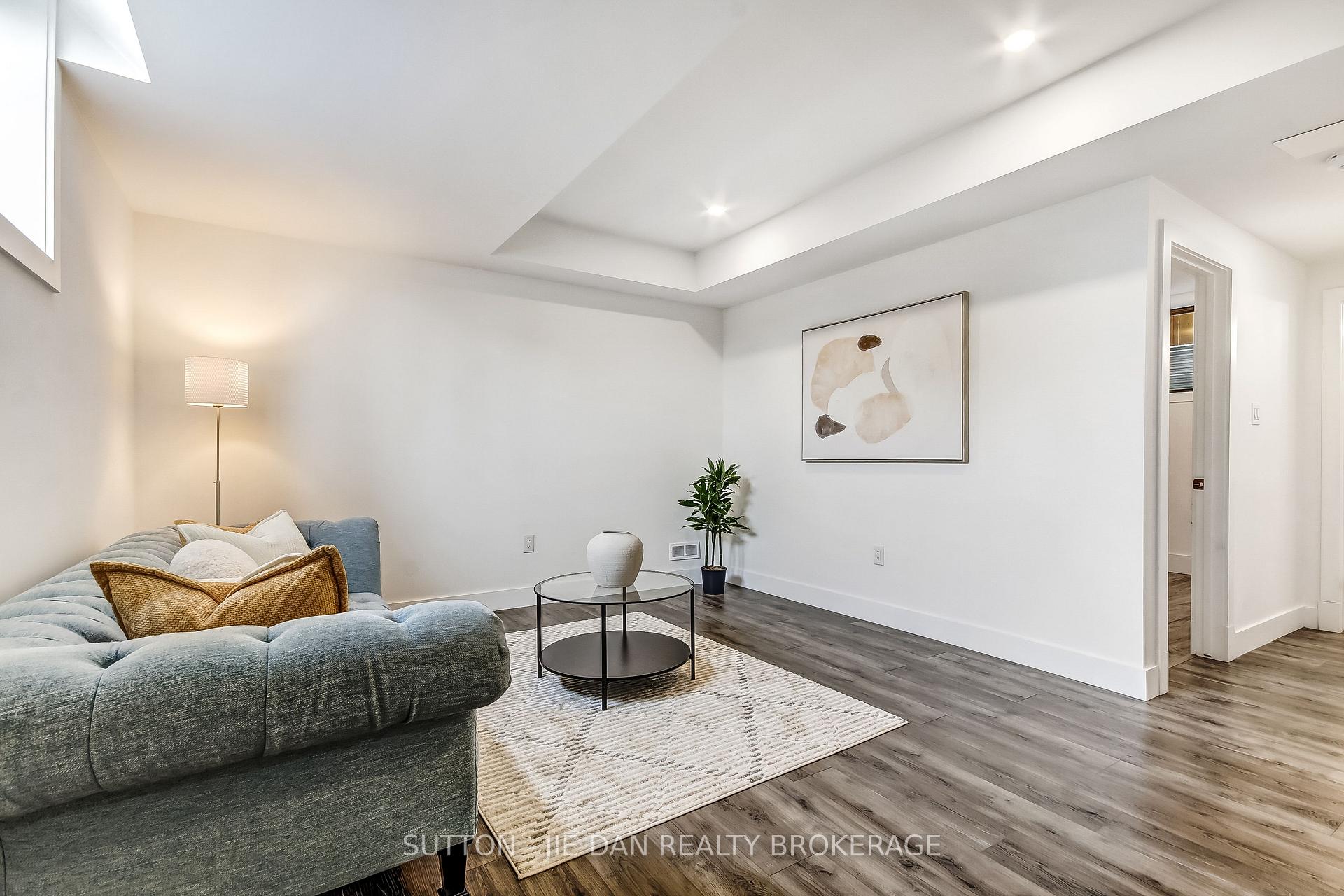 Photo 30 of Unit 2, 1820 Canvas Way, London, North B — HOMEH
