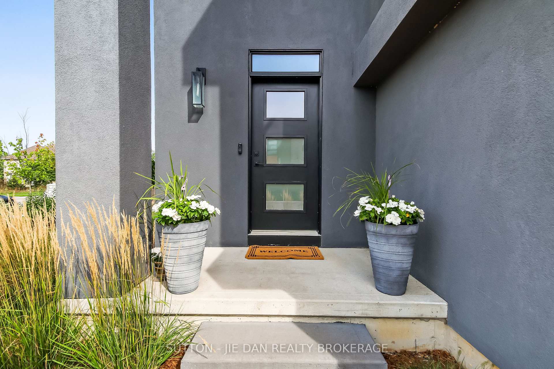 Photo 39 of Unit 2, 1820 Canvas Way, London, North B — HOMEH