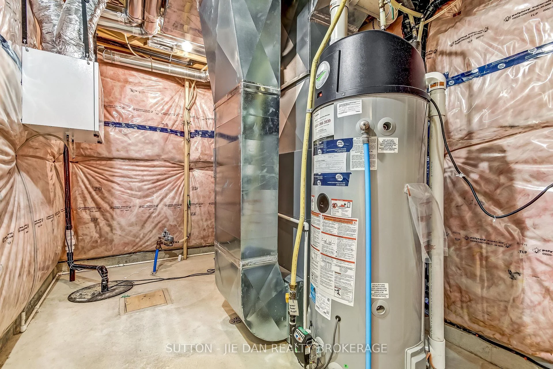 Photo 11 of Unit 2, 1820 Canvas Way, London, North B — HOMEH