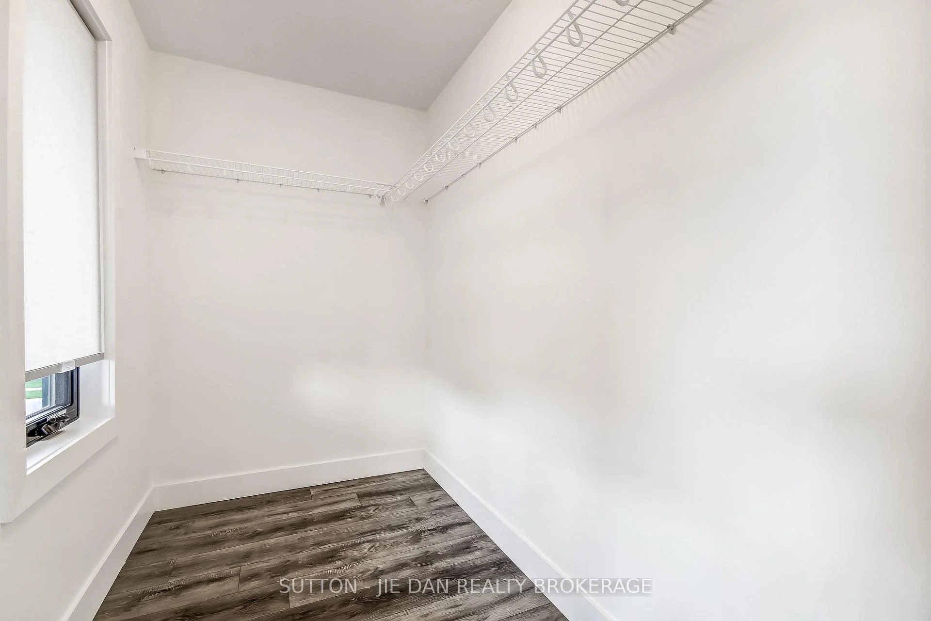 Photo 26 of Unit 2, 1820 Canvas Way, London, North B — HOMEH