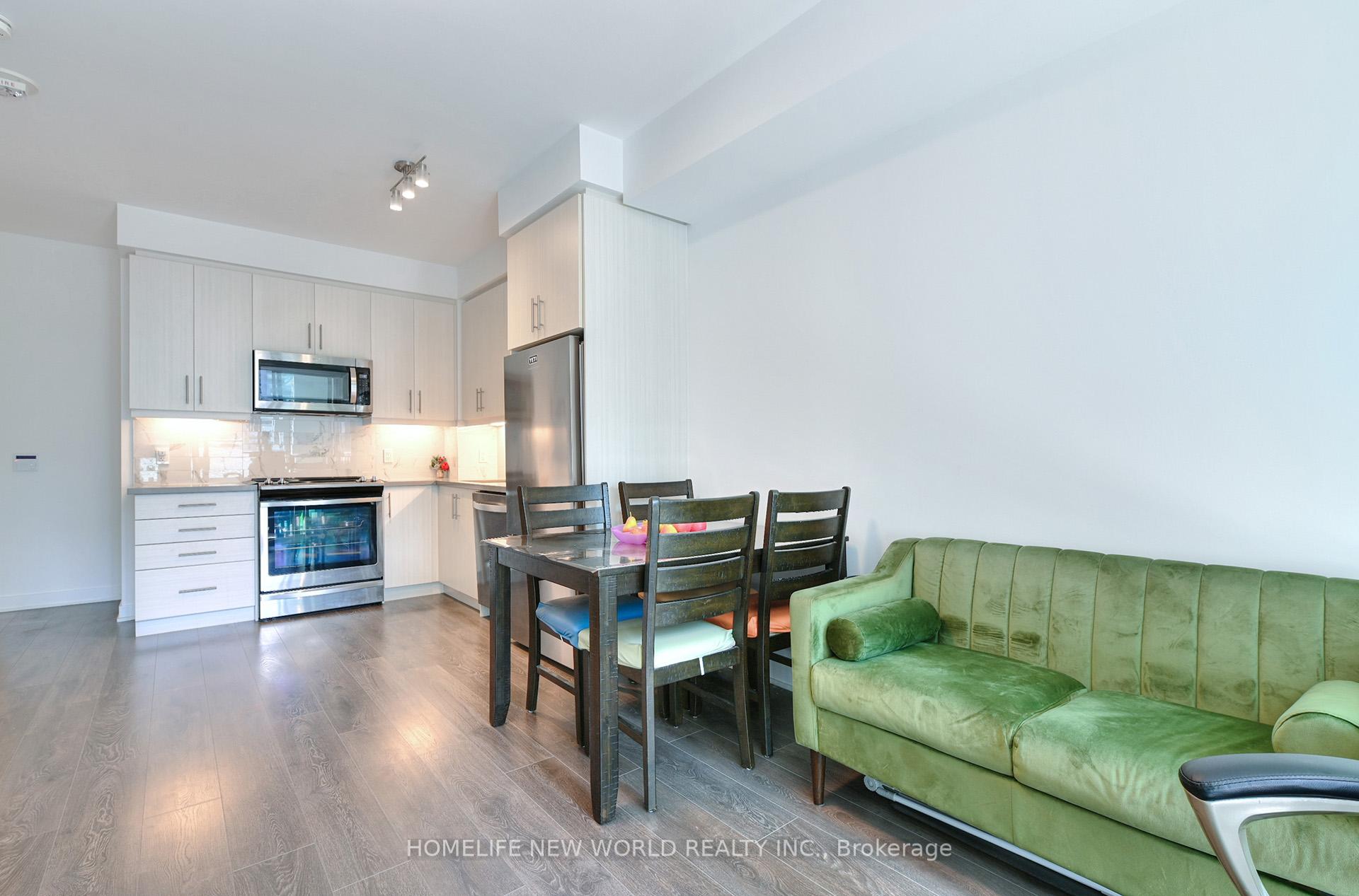 Photo 12 of Unit 811, 85 Oneida Crescent, Richmond Hill, Langstaff — HOMEH