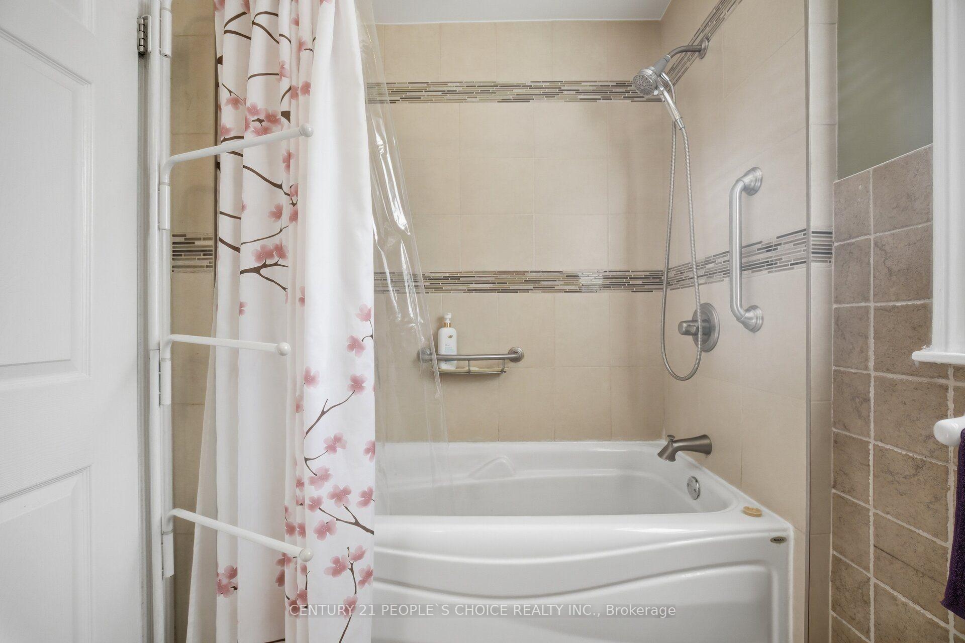Photo 30 of 161 Northland Avenue, Toronto, Rockcliffe-Smythe — HOMEH