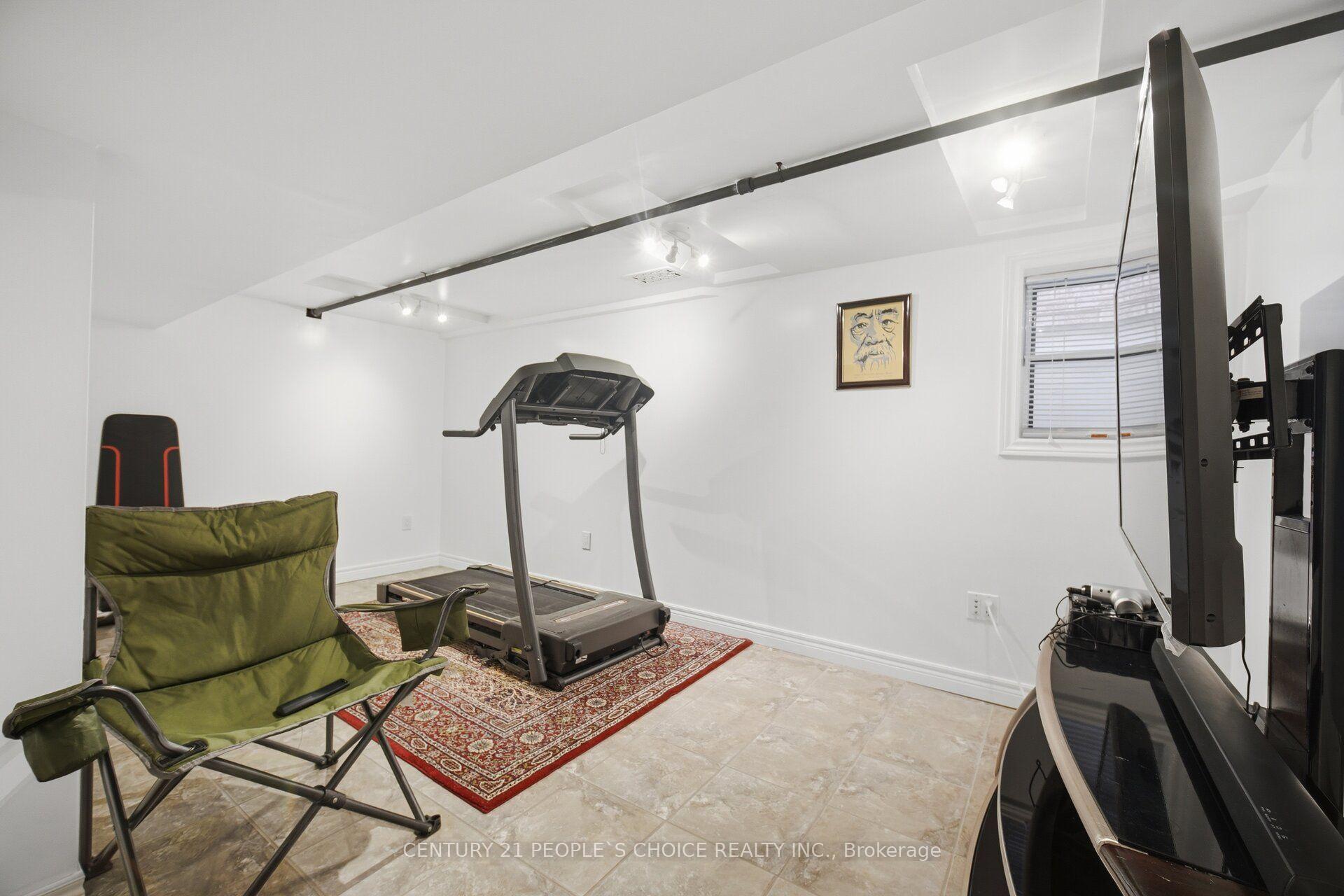 Photo 36 of 161 Northland Avenue, Toronto, Rockcliffe-Smythe — HOMEH