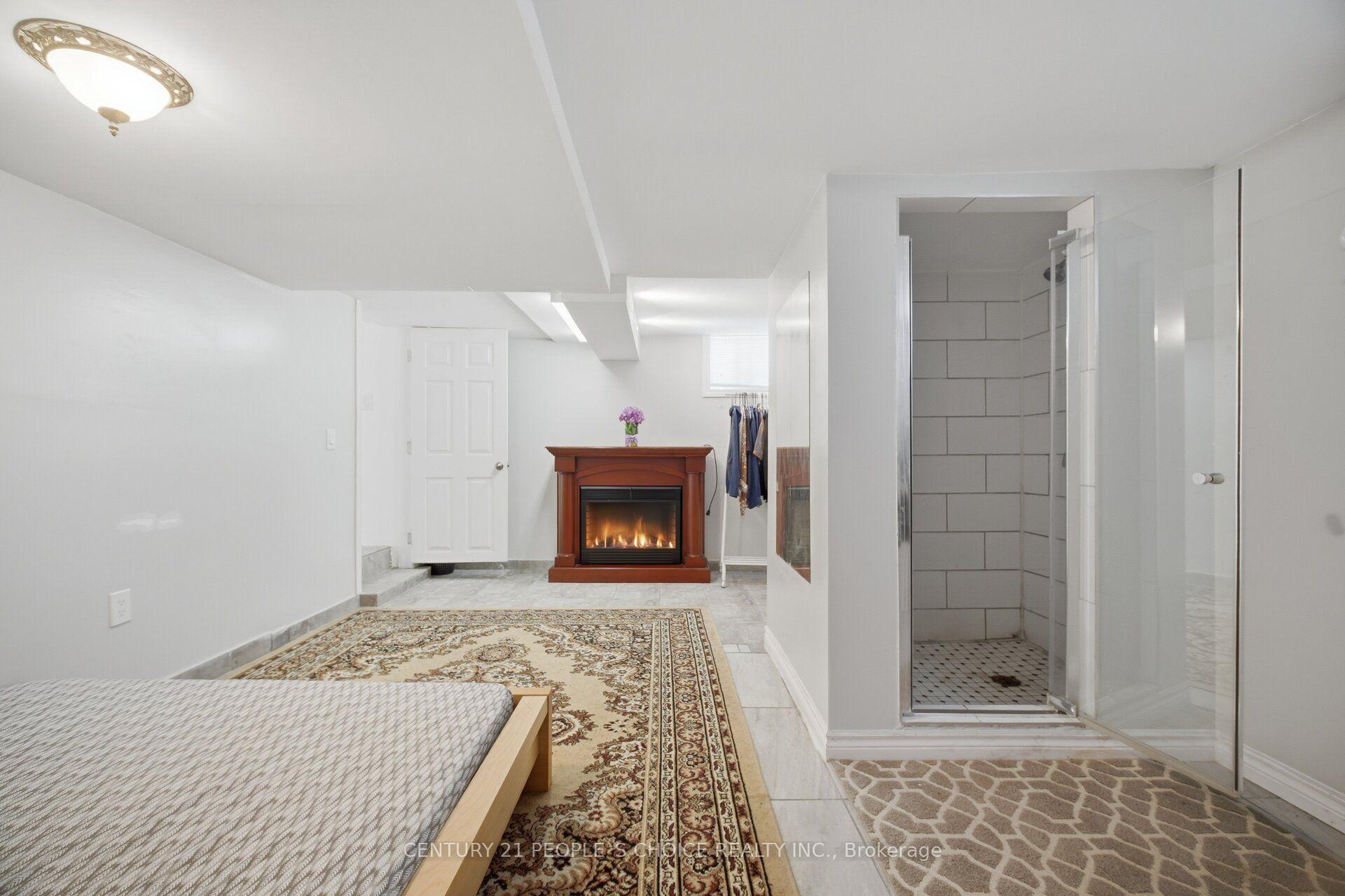 Photo 40 of 161 Northland Avenue, Toronto, Rockcliffe-Smythe — HOMEH