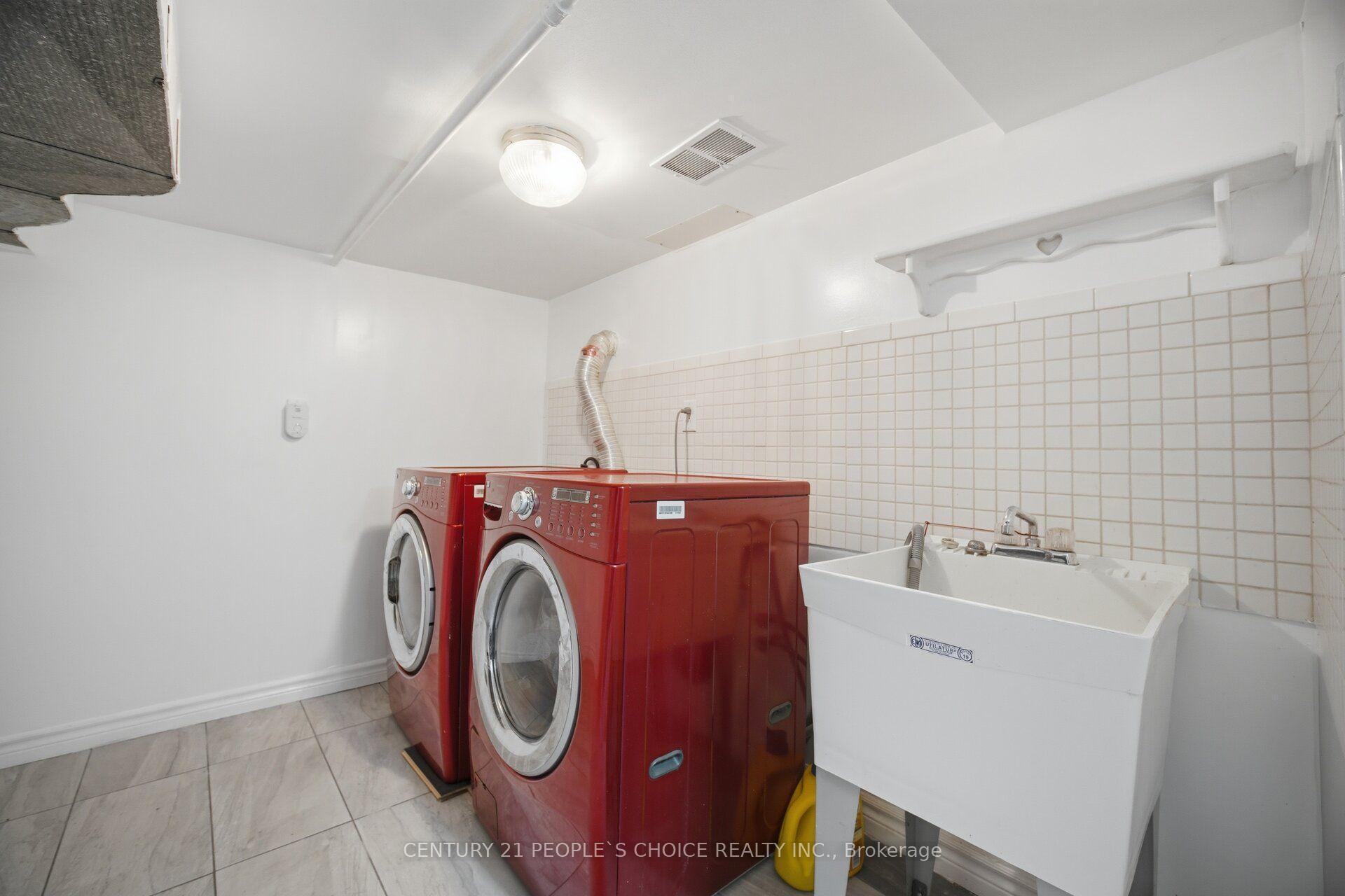 Photo 41 of 161 Northland Avenue, Toronto, Rockcliffe-Smythe — HOMEH