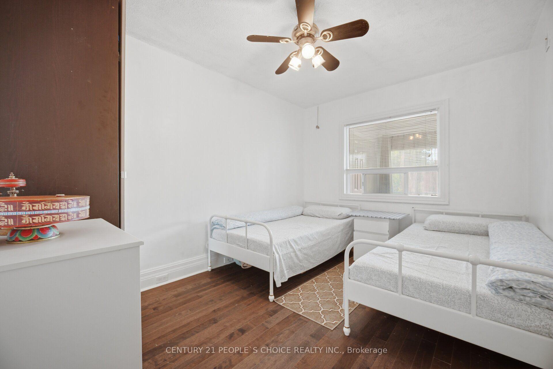 Photo 42 of 161 Northland Avenue, Toronto, Rockcliffe-Smythe — HOMEH