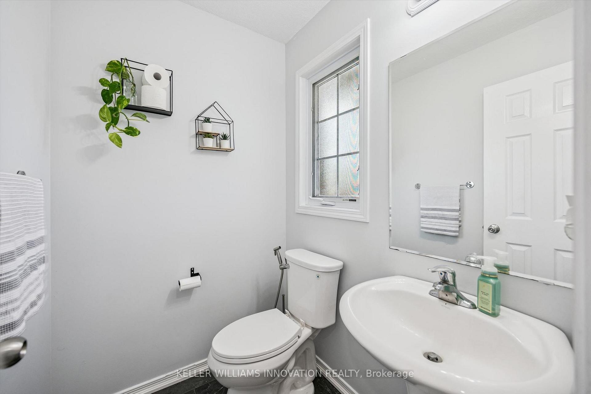 Photo 9 of 81 Windale Crescent, Kitchener, Forest Hill — HOMEH