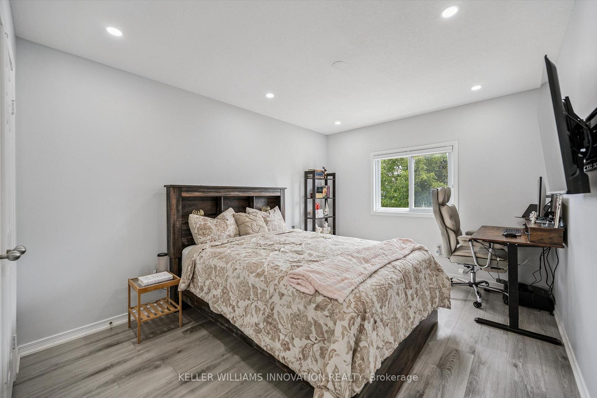 Photo 15 of 81 Windale Crescent, Kitchener, Forest Hill — HOMEH