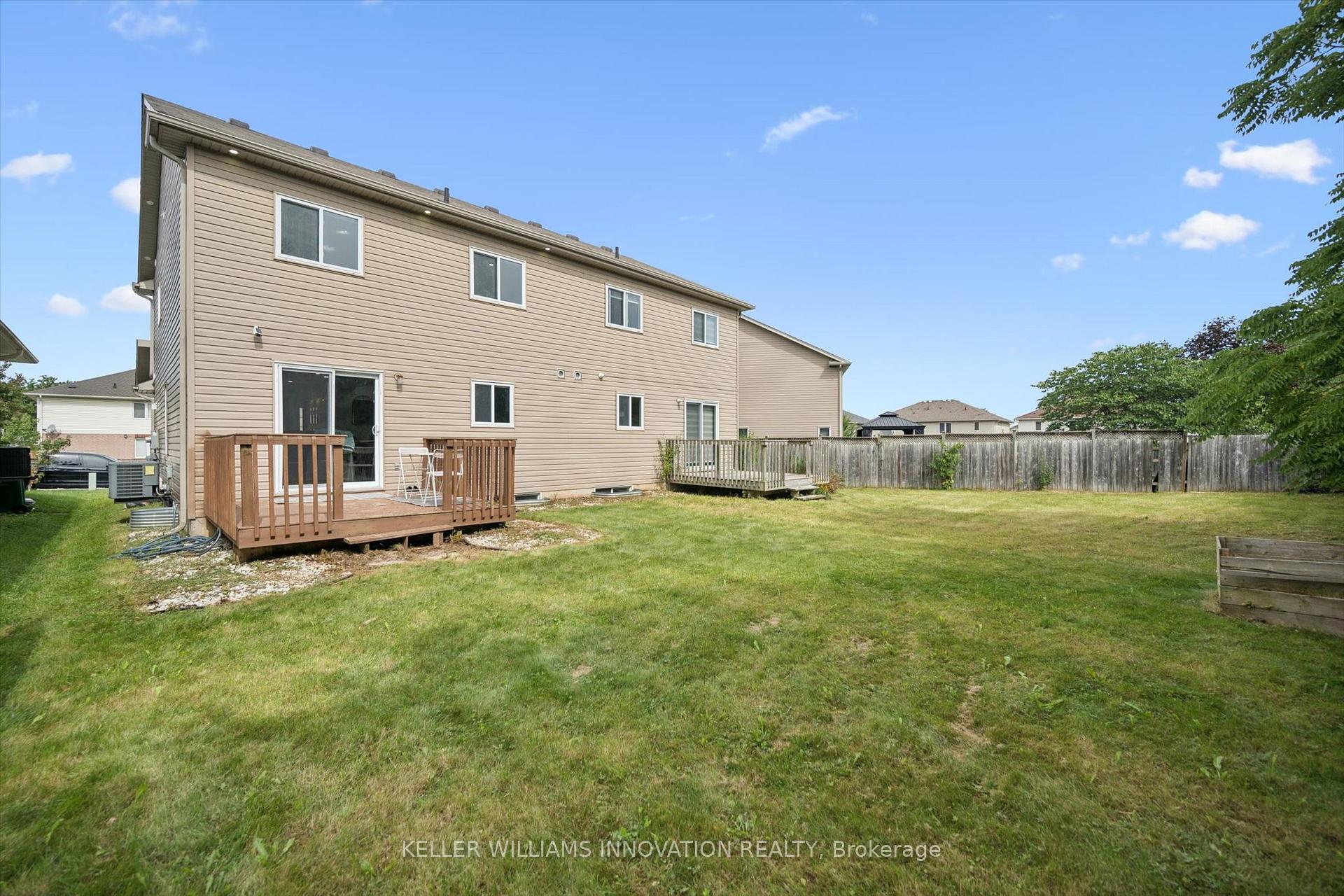 Photo 18 of 81 Windale Crescent, Kitchener, Forest Hill — HOMEH