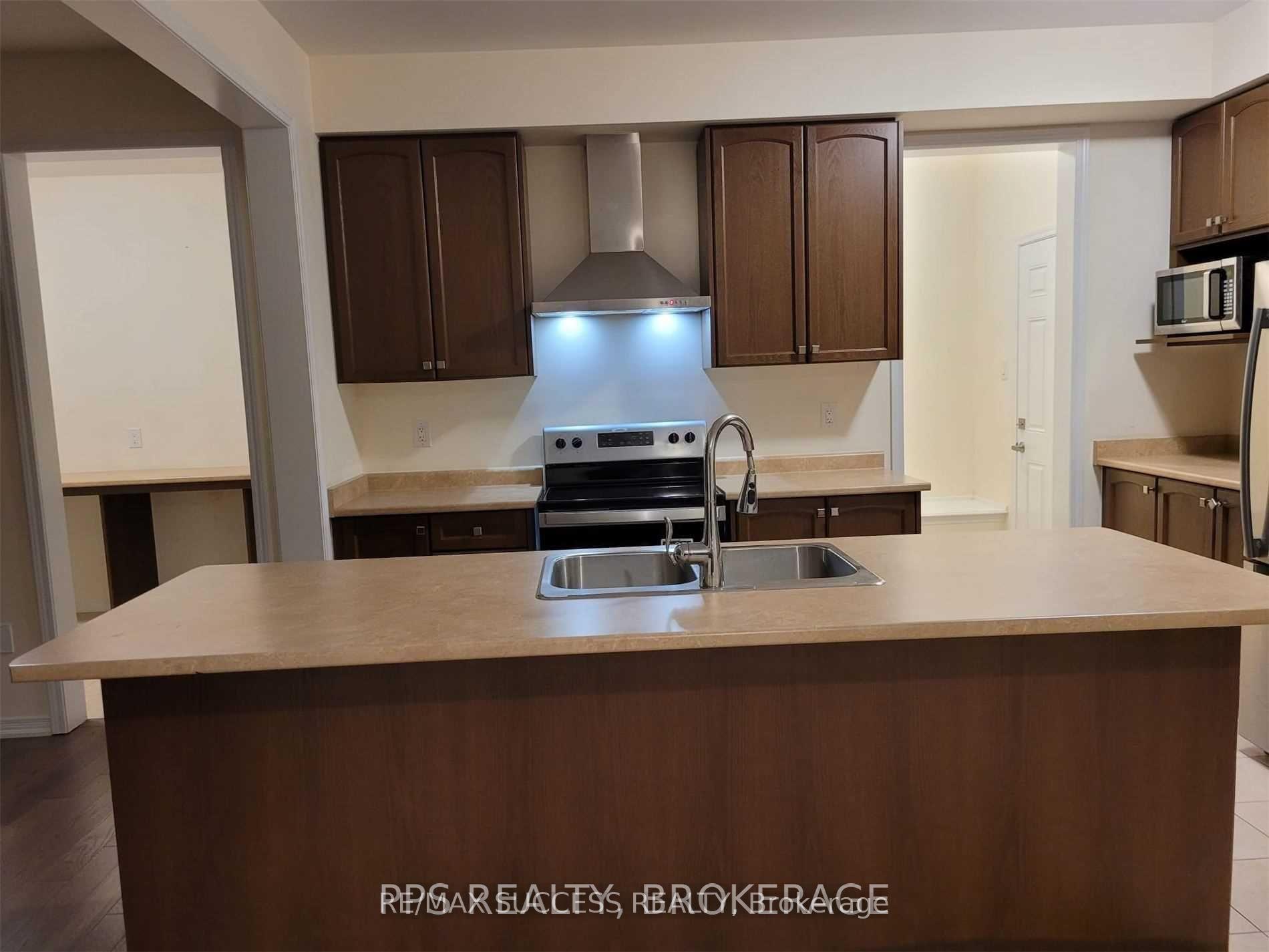 Photo 6 of 7916 Odell Crescent, Niagara Falls, Brown — HOMEH