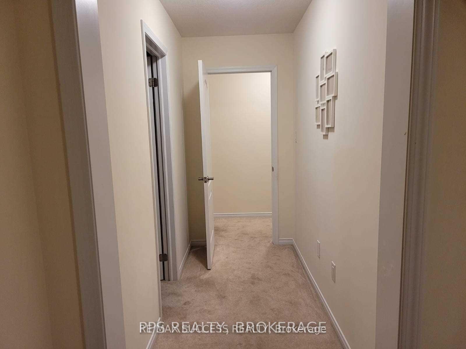 Photo 24 of 7916 Odell Crescent, Niagara Falls, Brown — HOMEH
