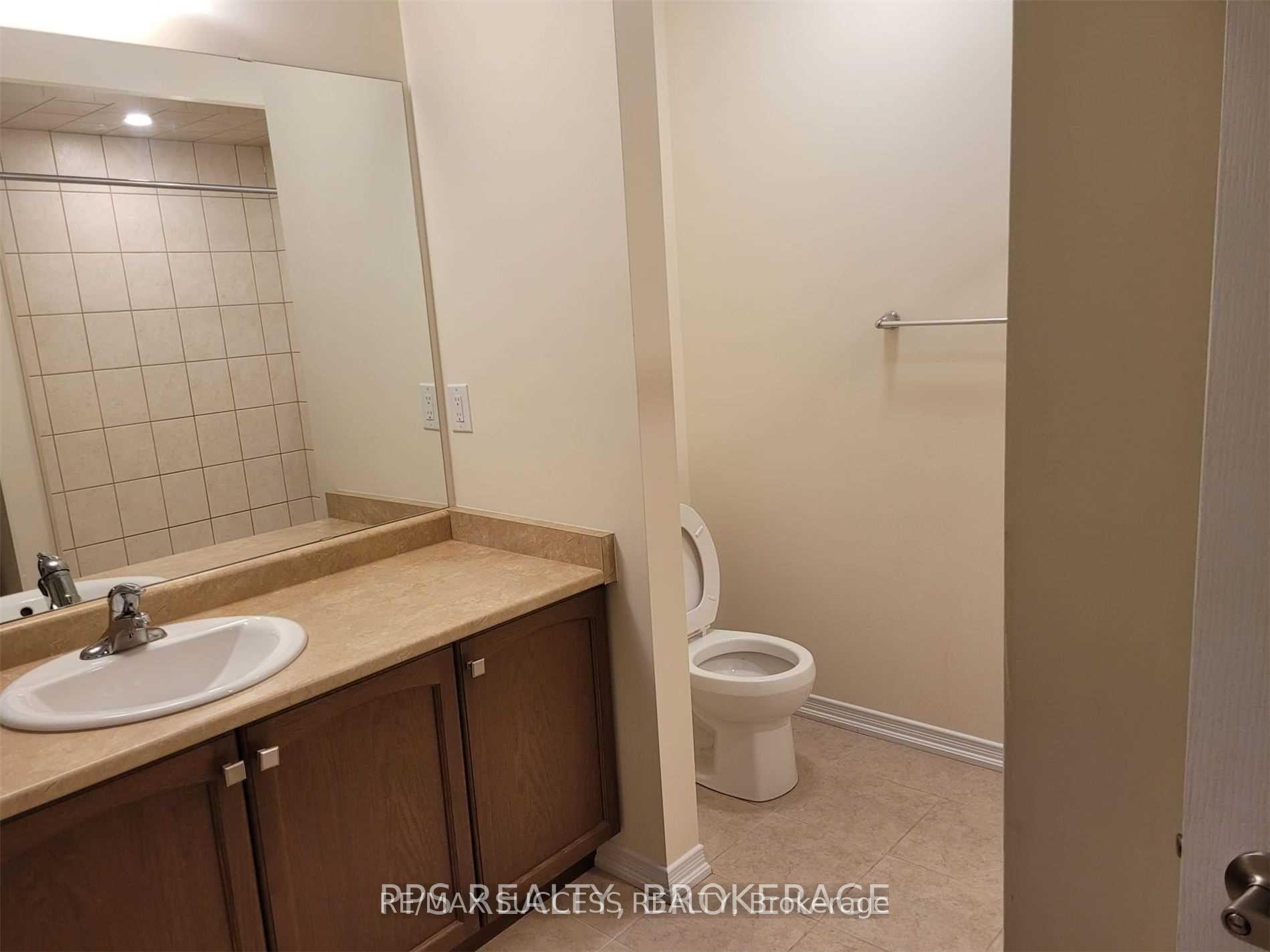 Photo 26 of 7916 Odell Crescent, Niagara Falls, Brown — HOMEH
