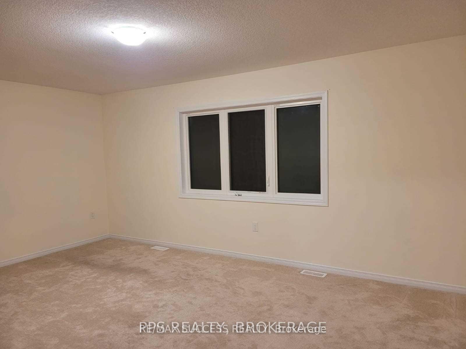 Photo 36 of 7916 Odell Crescent, Niagara Falls, Brown — HOMEH