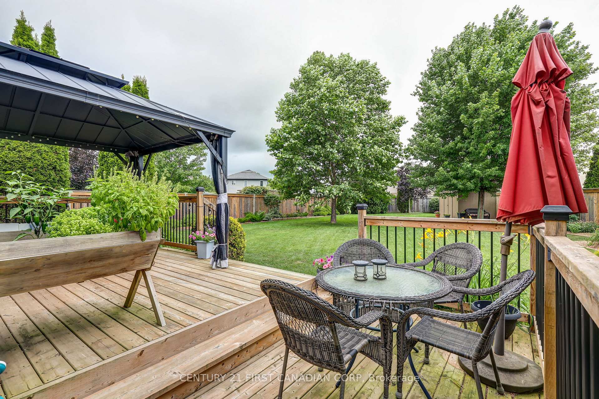 Photo 10 of 26 Cardinal Court, St. Thomas — HOMEH