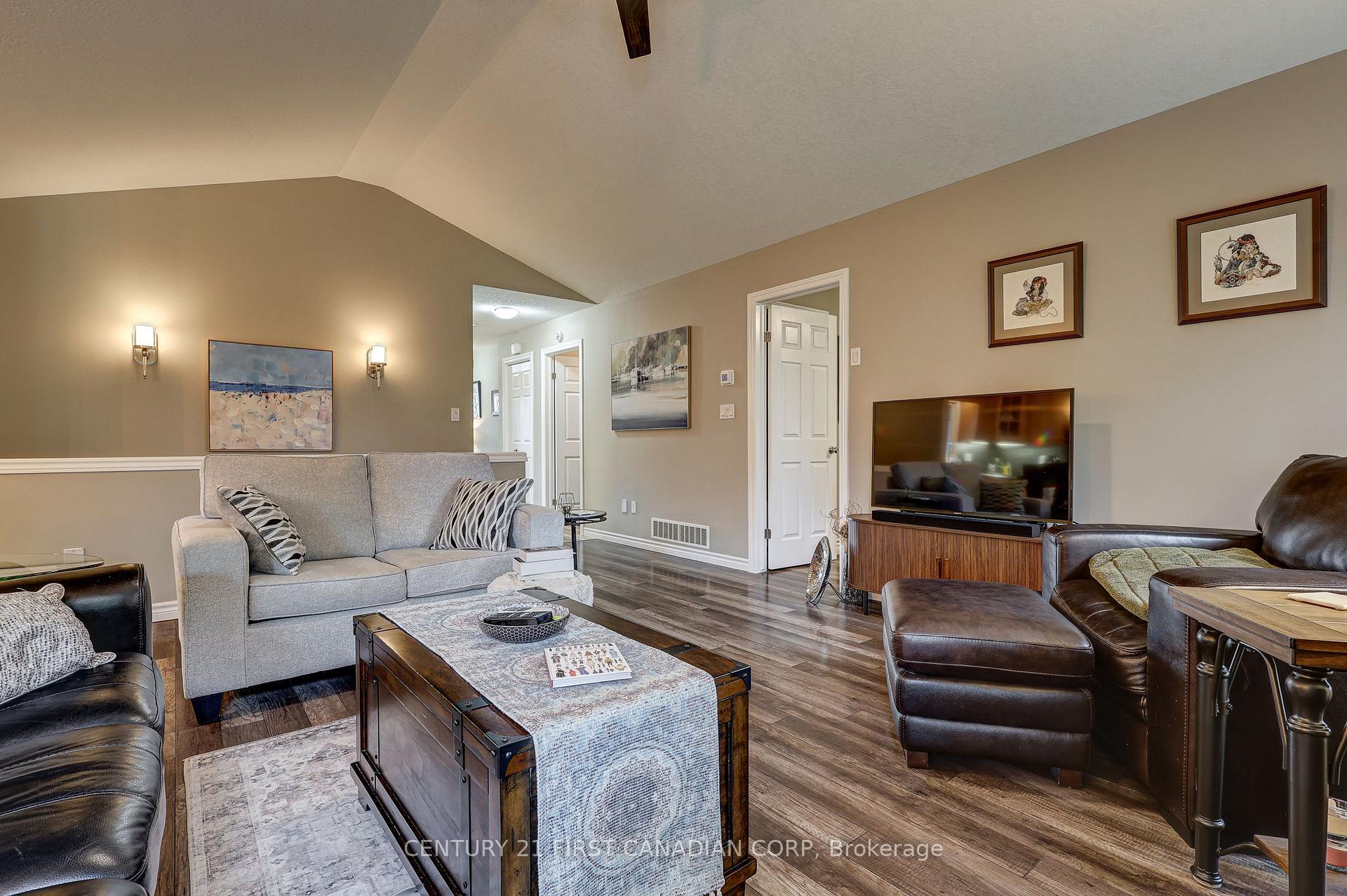 Photo 29 of 26 Cardinal Court, St. Thomas — HOMEH
