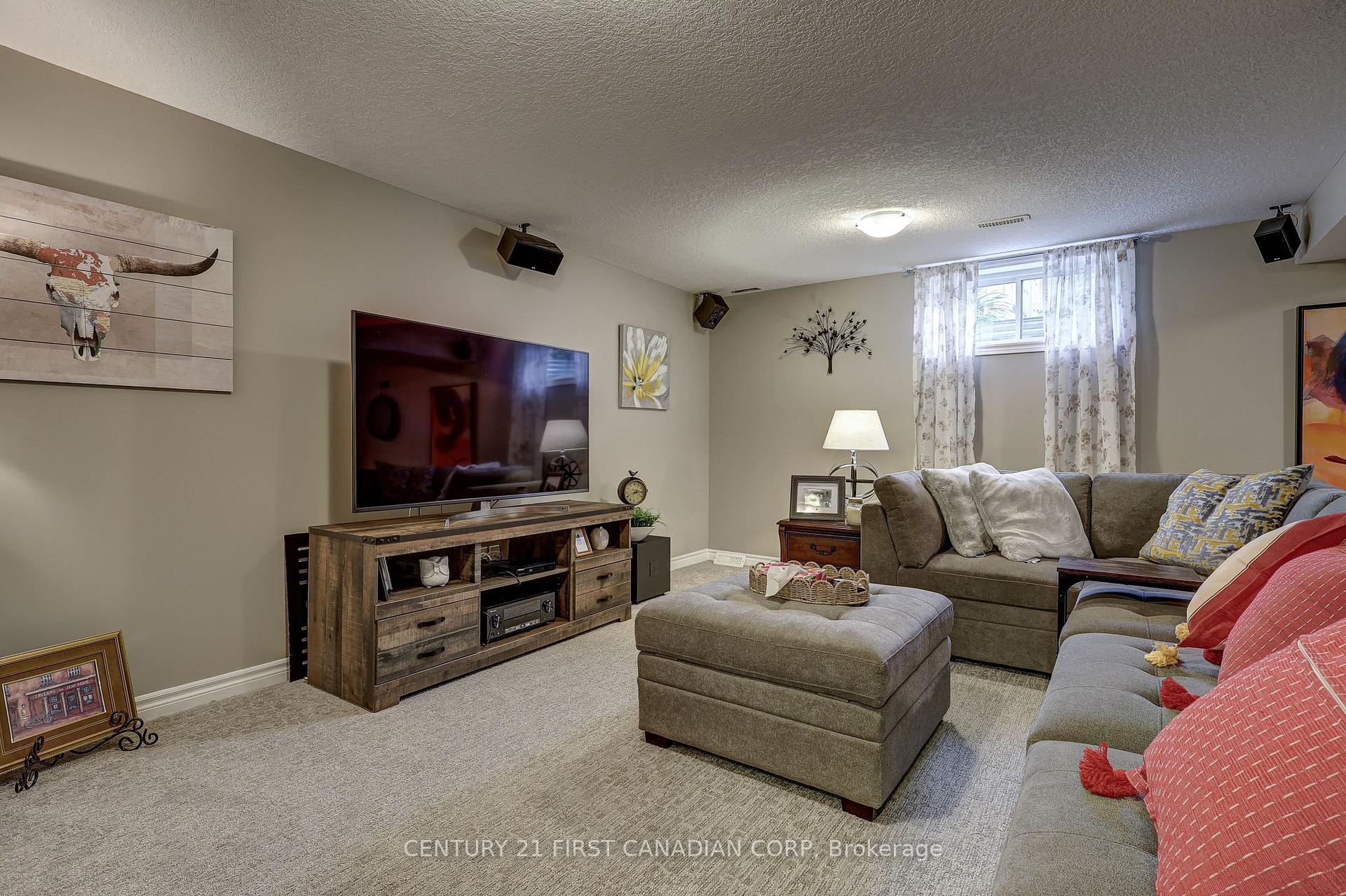 Photo 40 of 26 Cardinal Court, St. Thomas — HOMEH
