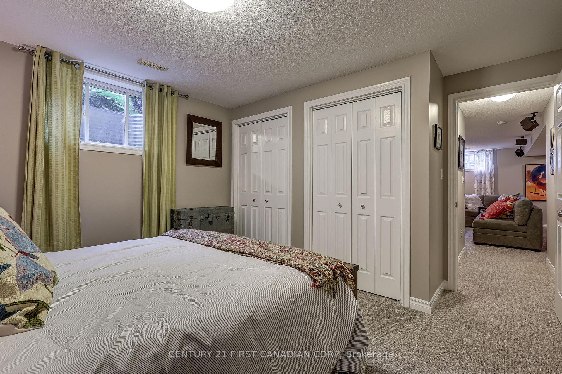 Photo 43 of 26 Cardinal Court, St. Thomas — HOMEH