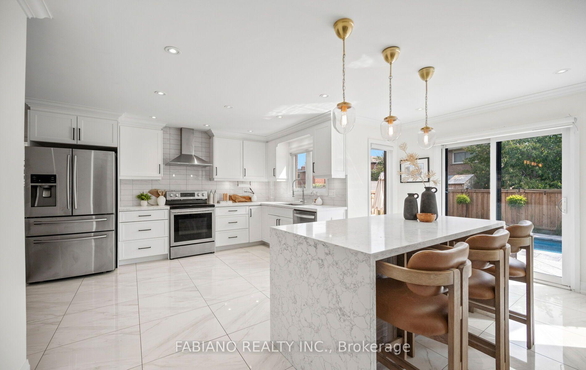 Photo 11 of 29 Diamond Street, Vaughan, West Woodbridge — HOMEH