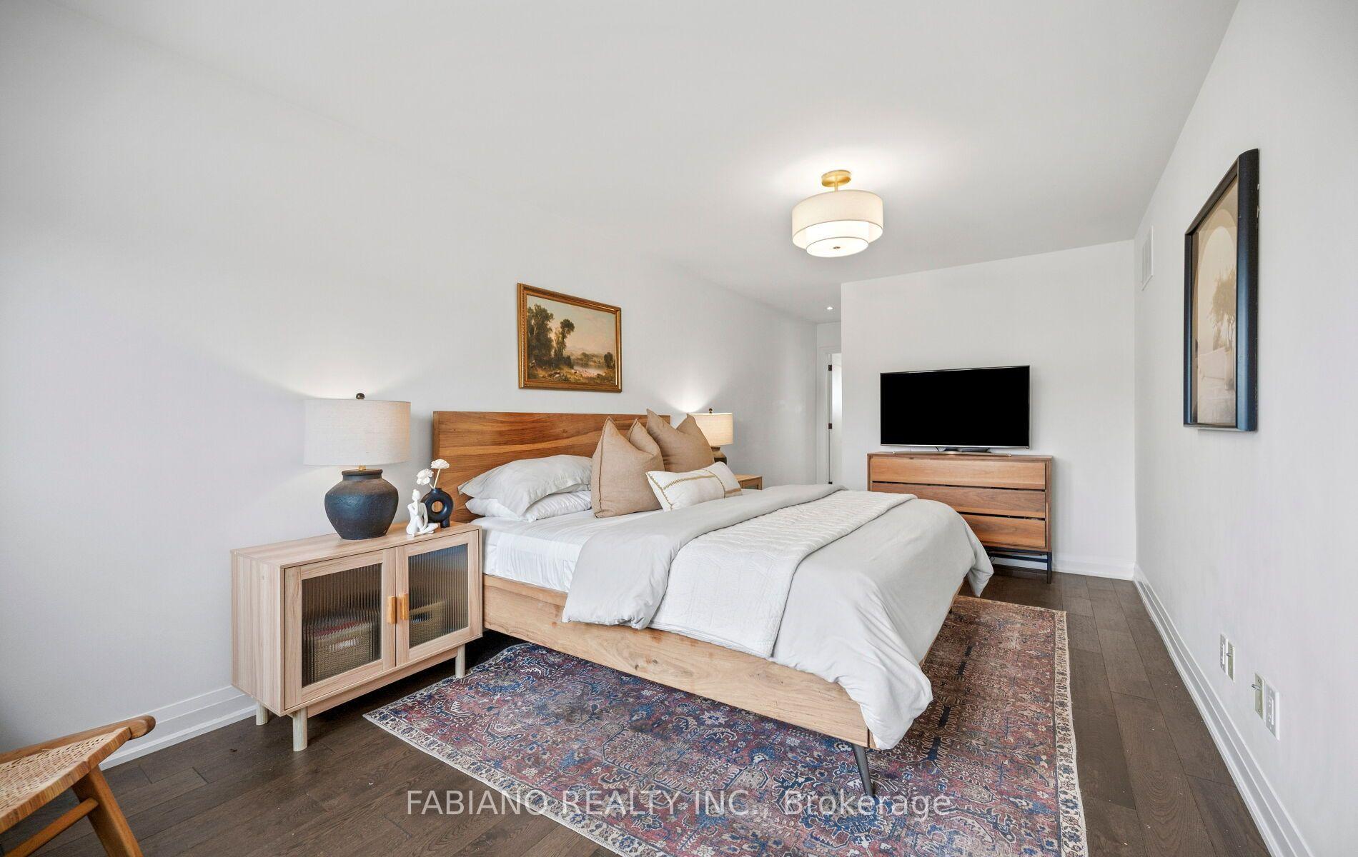 Photo 22 of 29 Diamond Street, Vaughan, West Woodbridge — HOMEH