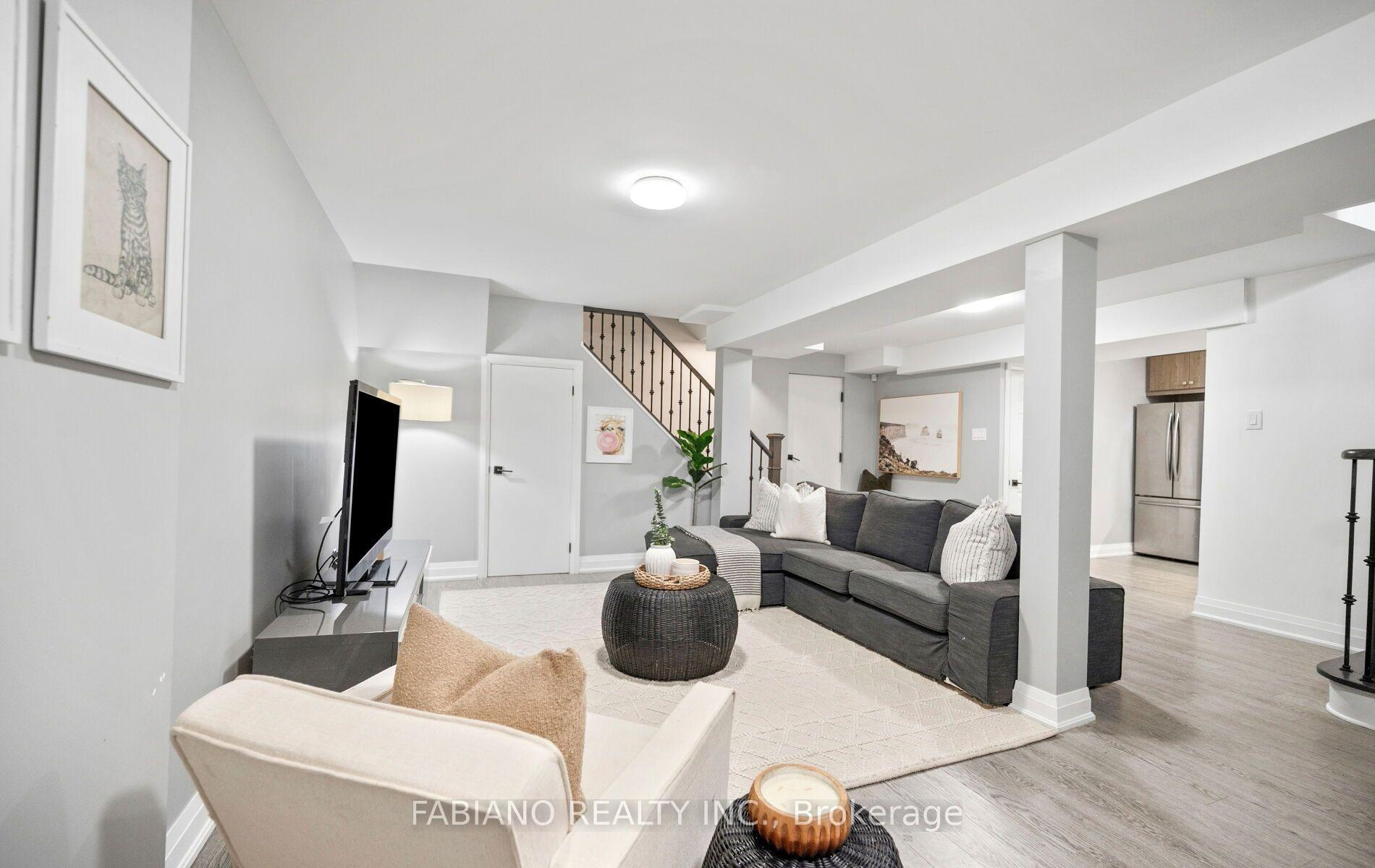 Photo 34 of 29 Diamond Street, Vaughan, West Woodbridge — HOMEH