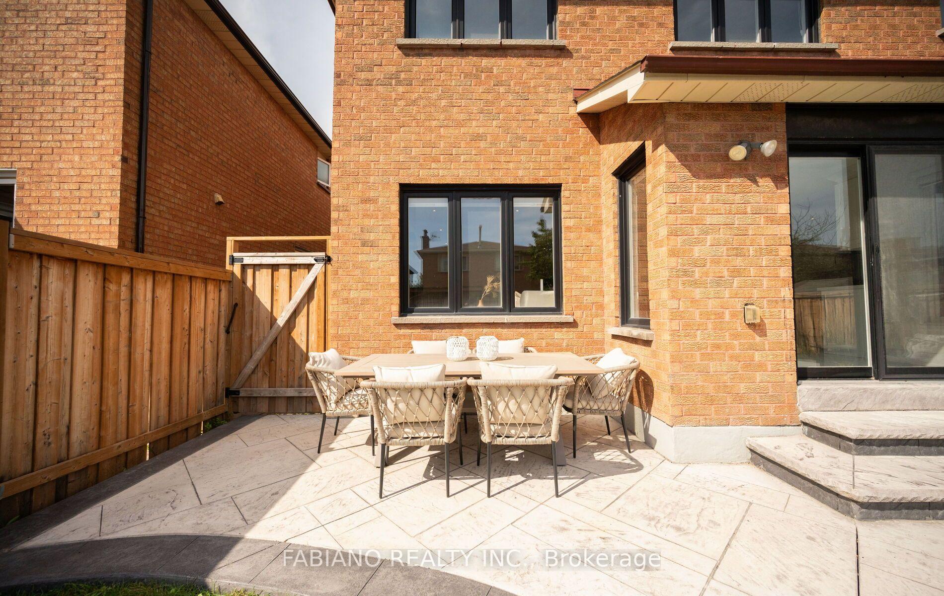 Photo 43 of 29 Diamond Street, Vaughan, West Woodbridge — HOMEH