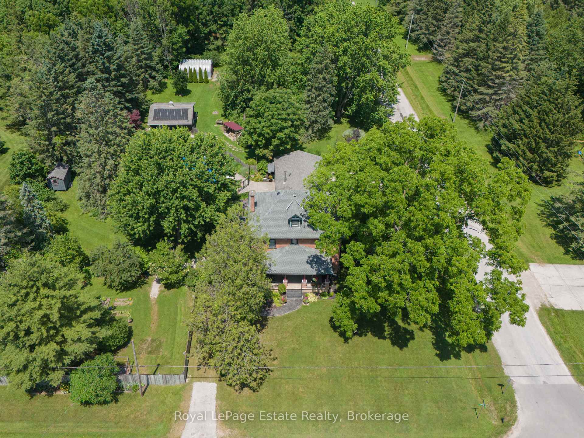 Photo 3 of 104 Carney Street, Georgian Bluffs — HOMEH
