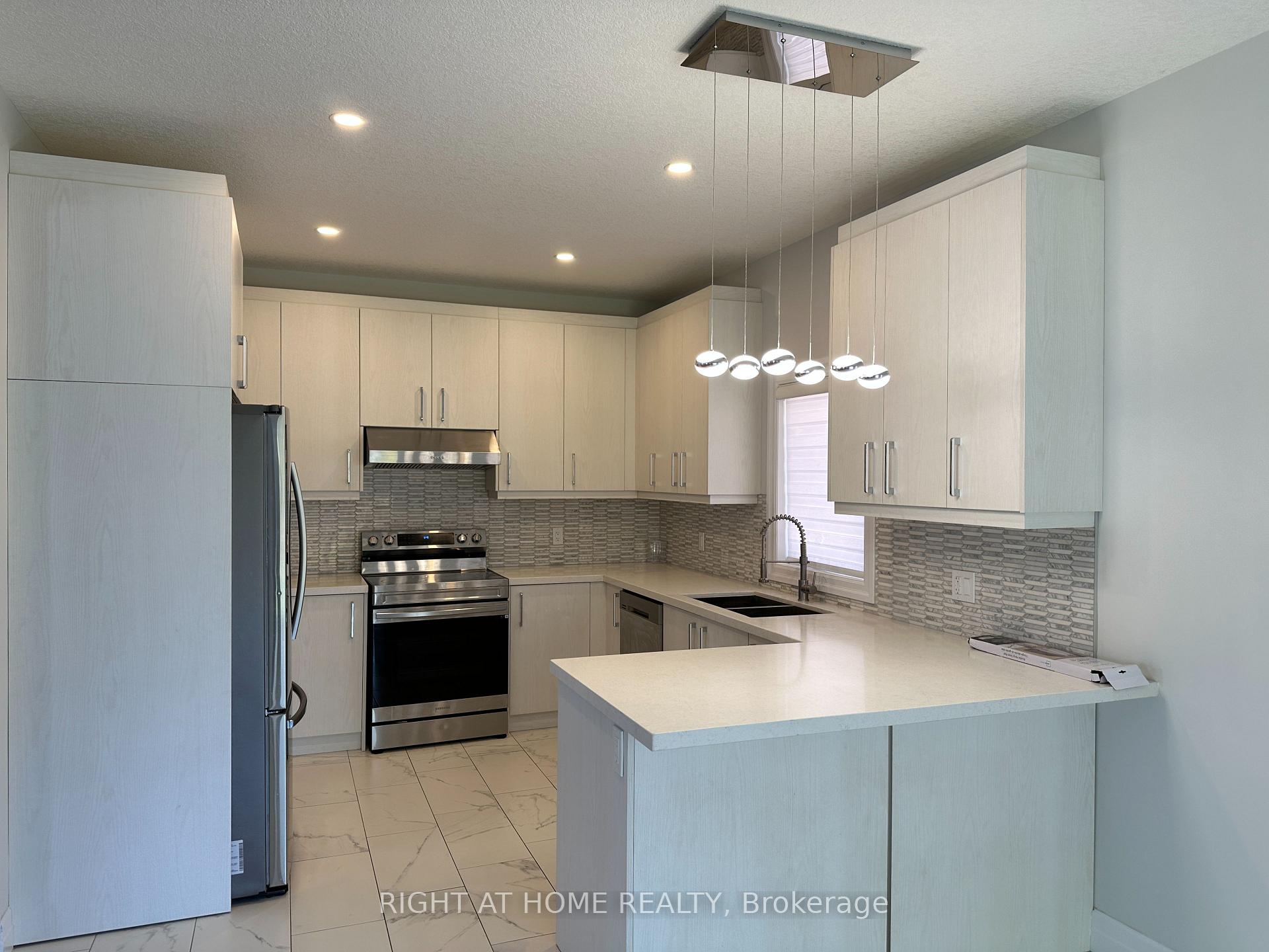 Photo 10 of 2967 Petty Road, London, South W — HOMEH
