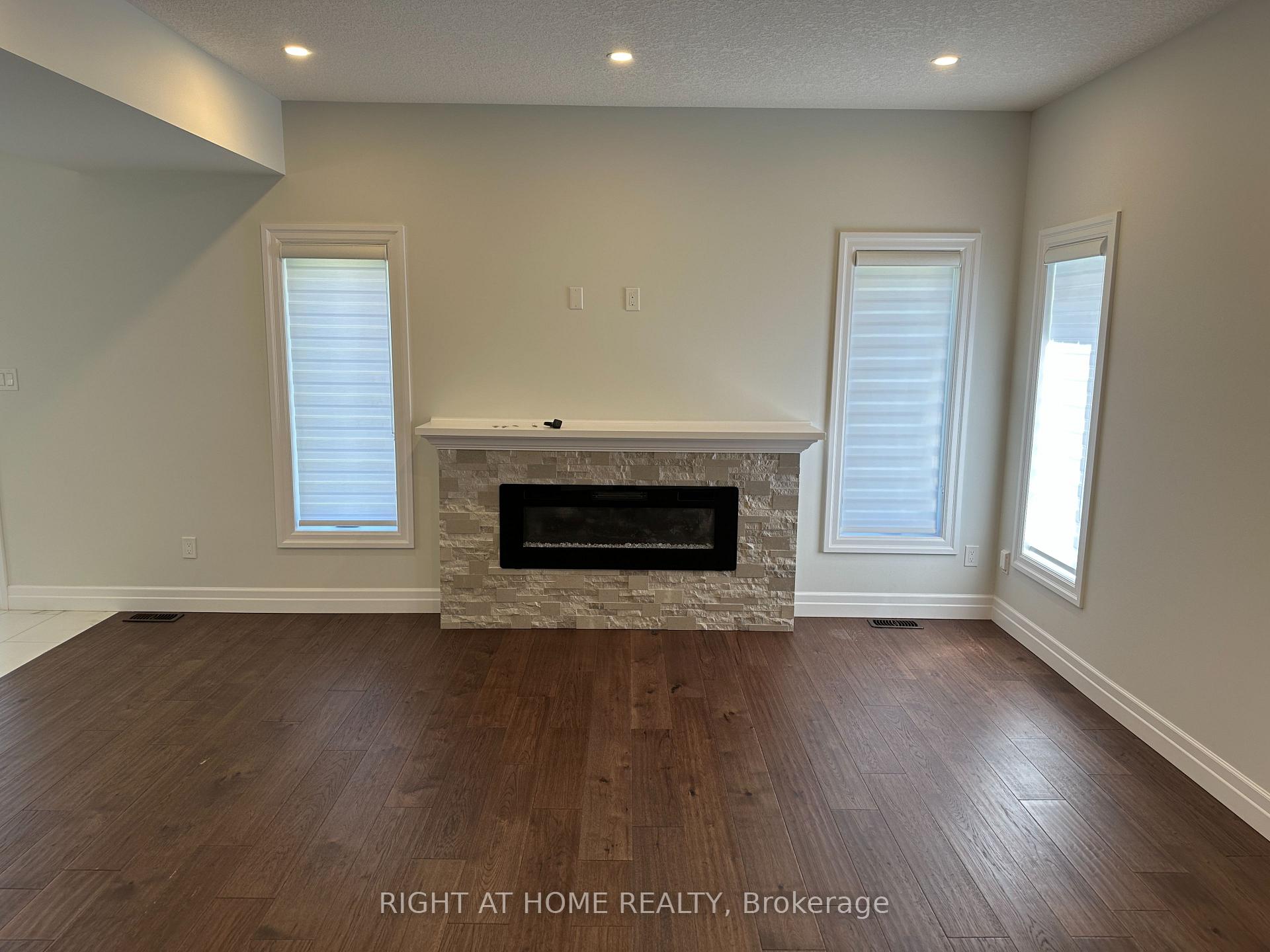 Photo 12 of 2967 Petty Road, London, South W — HOMEH