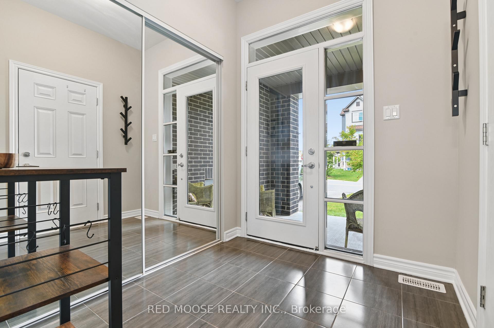 Photo 3 of 373 Mountain Sorrel Way, Ottawa, Avalon West — HOMEH