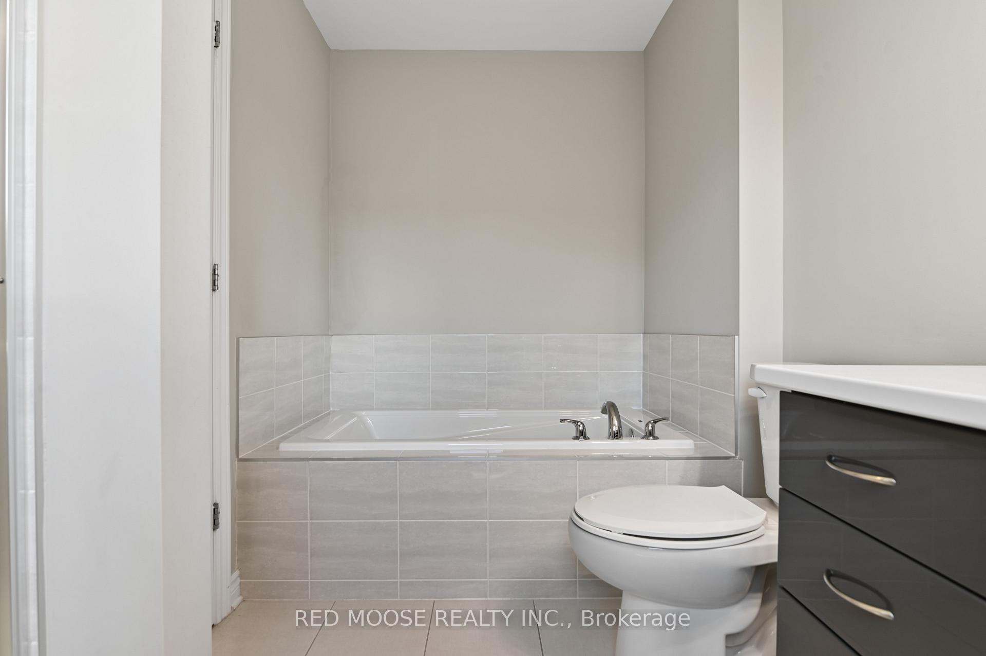 Photo 24 of 373 Mountain Sorrel Way, Ottawa, Avalon West — HOMEH