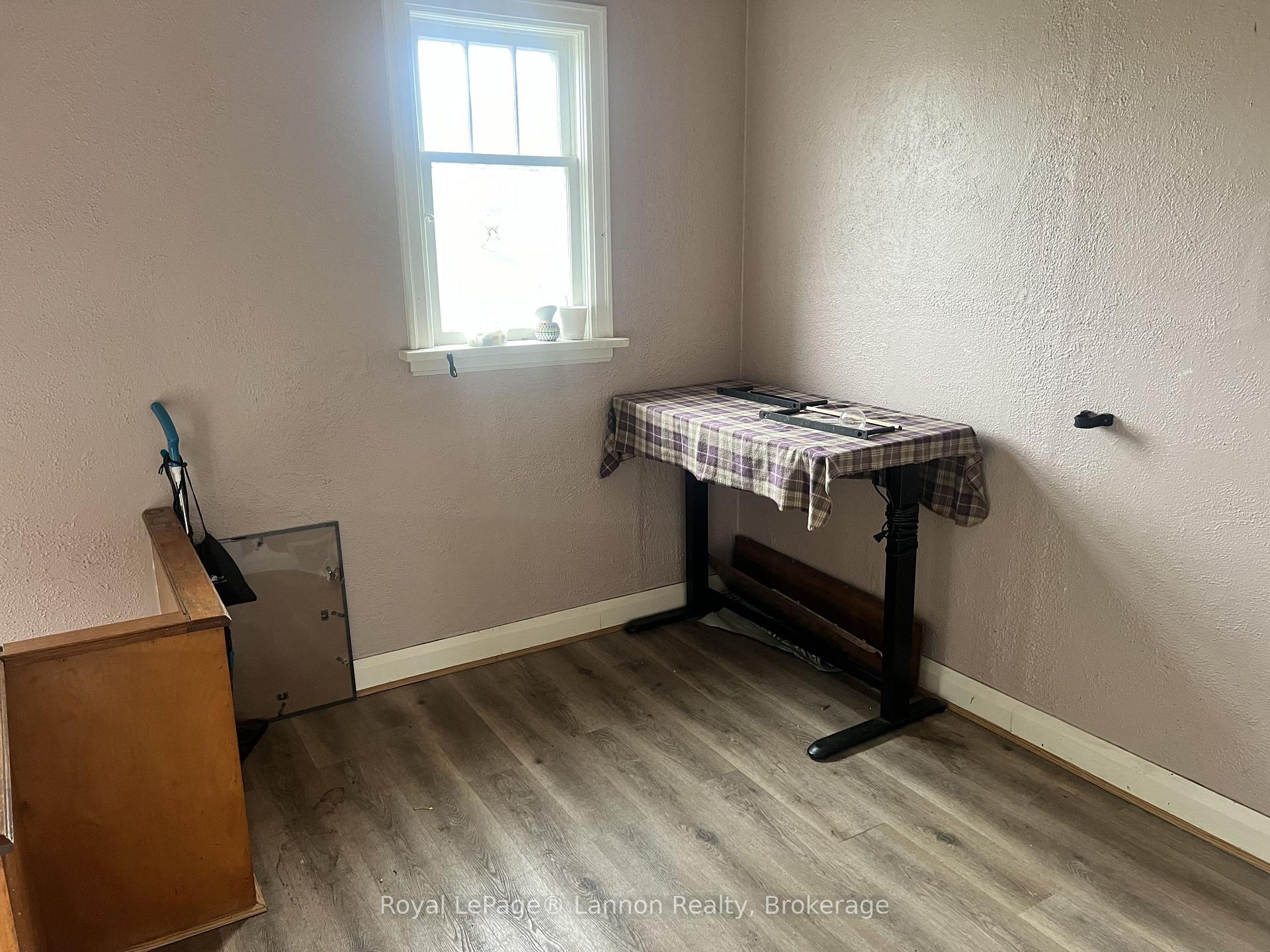 Photo 21 of 715 May Street N, Thunder Bay, McKeller Park — HOMEH