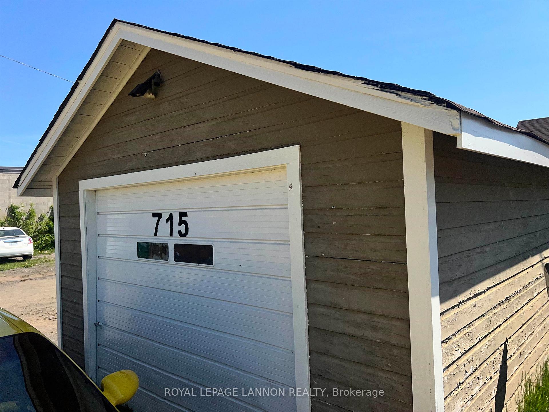Photo 41 of 715 May Street N, Thunder Bay, McKeller Park — HOMEH