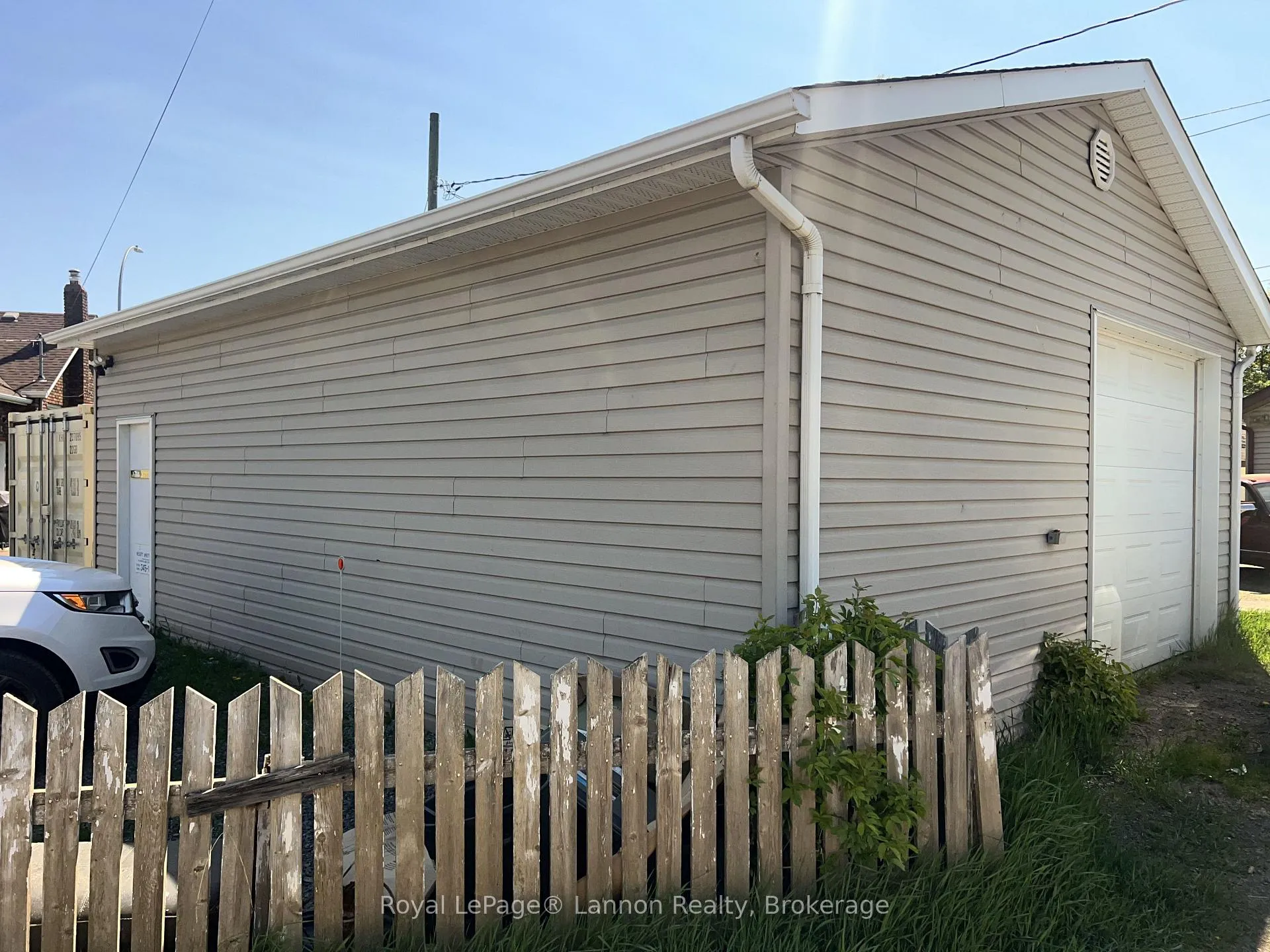 Photo 6 of 715 May Street N, Thunder Bay, McKeller Park — HOMEH