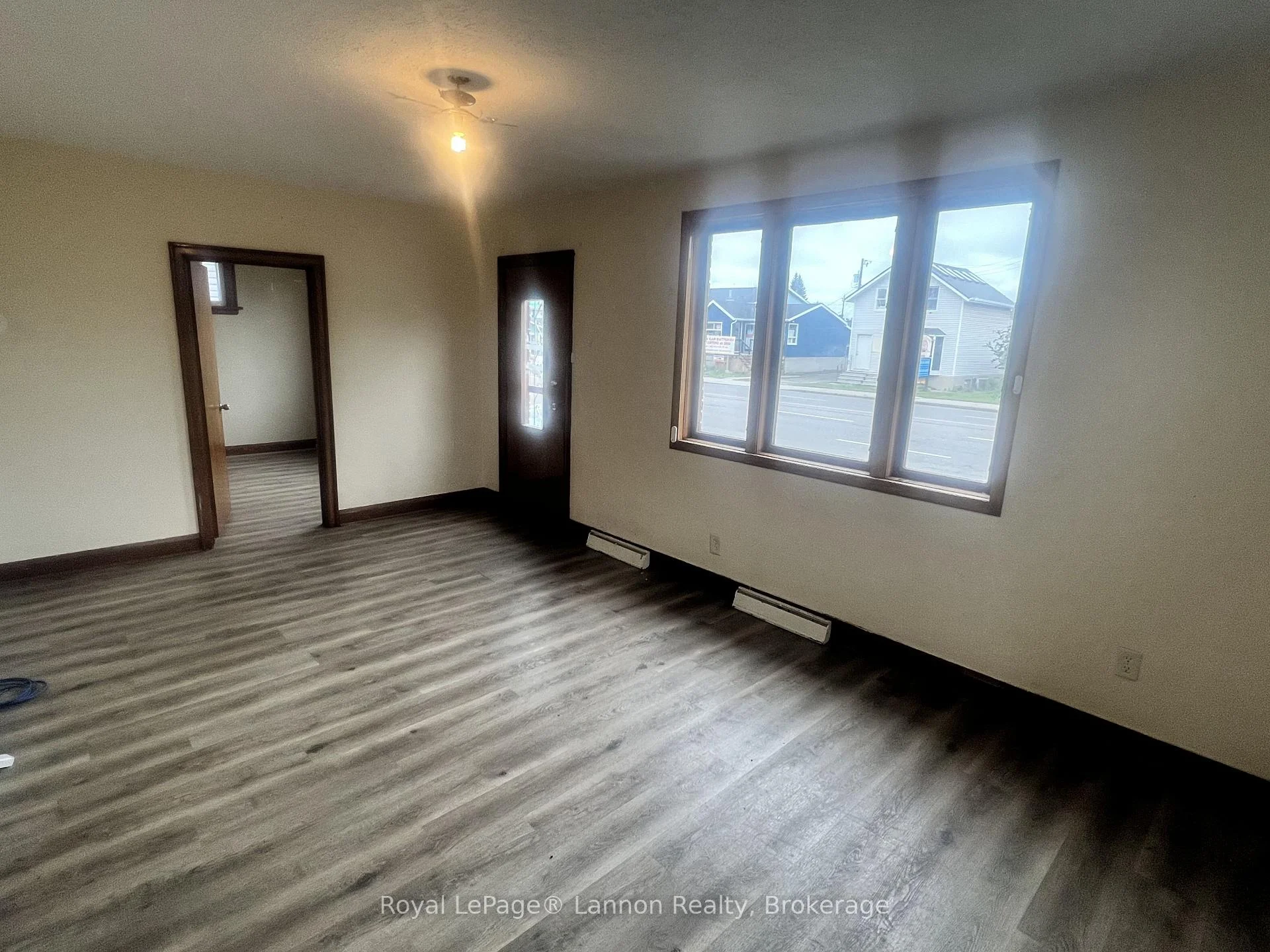 Photo 44 of 715 May Street N, Thunder Bay, McKeller Park — HOMEH