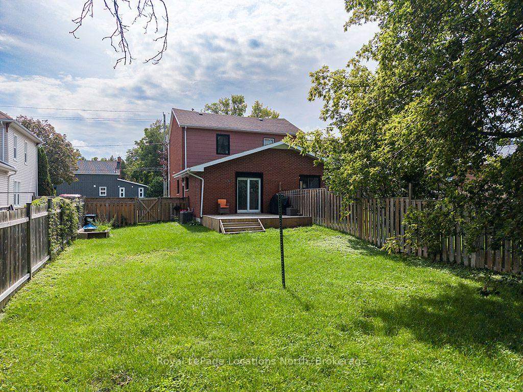 Photo 23 of 321 Second Street, Collingwood — HOMEH