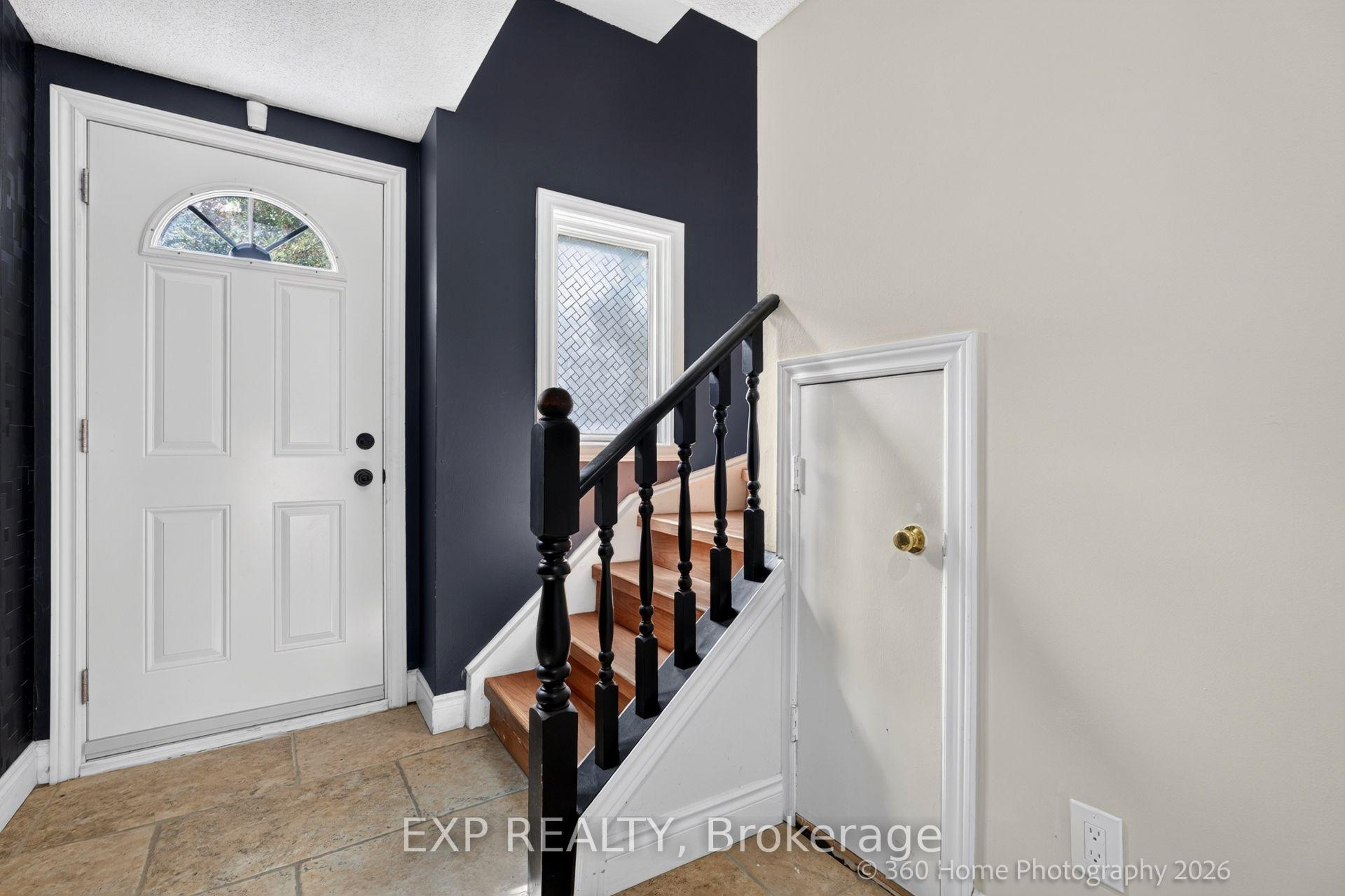 Photo 3 of 1255 Upper Gage Avenue, Hamilton, Randall — HOMEH
