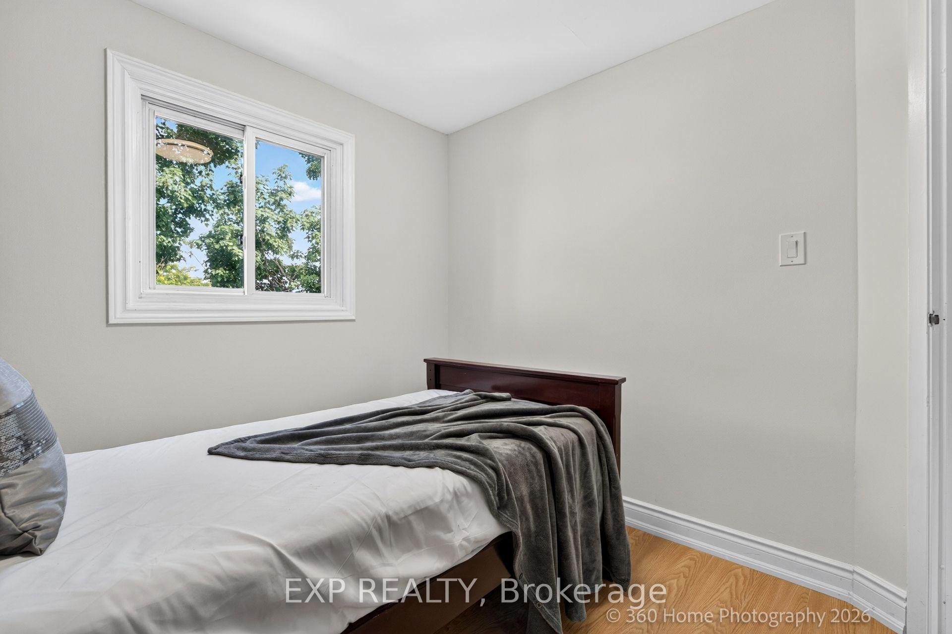 Photo 17 of 1255 Upper Gage Avenue, Hamilton, Randall — HOMEH