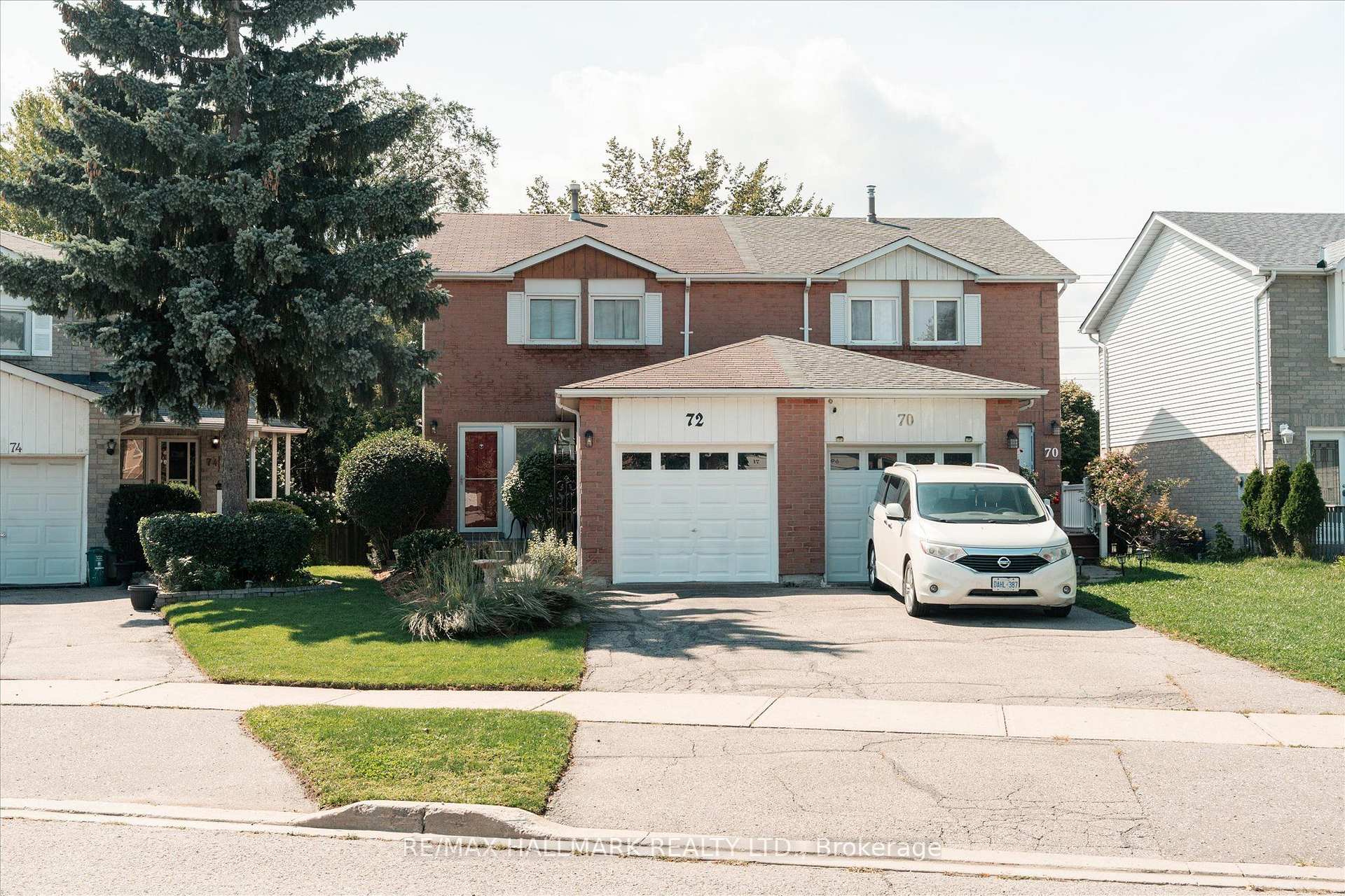 Photo 5 of 72 Tams Drive, Ajax, Central East — HOMEH