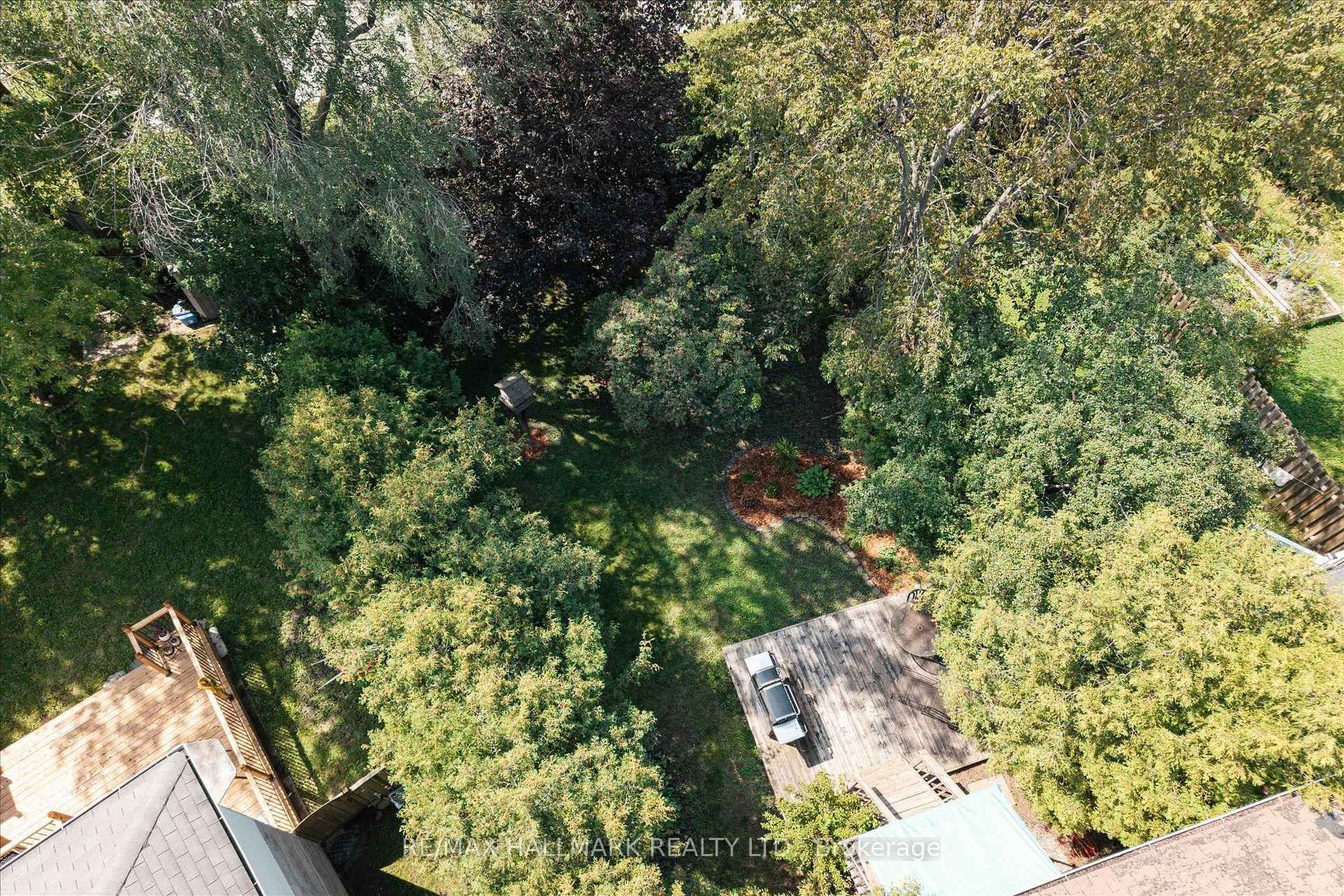 Photo 38 of 72 Tams Drive, Ajax, Central East — HOMEH