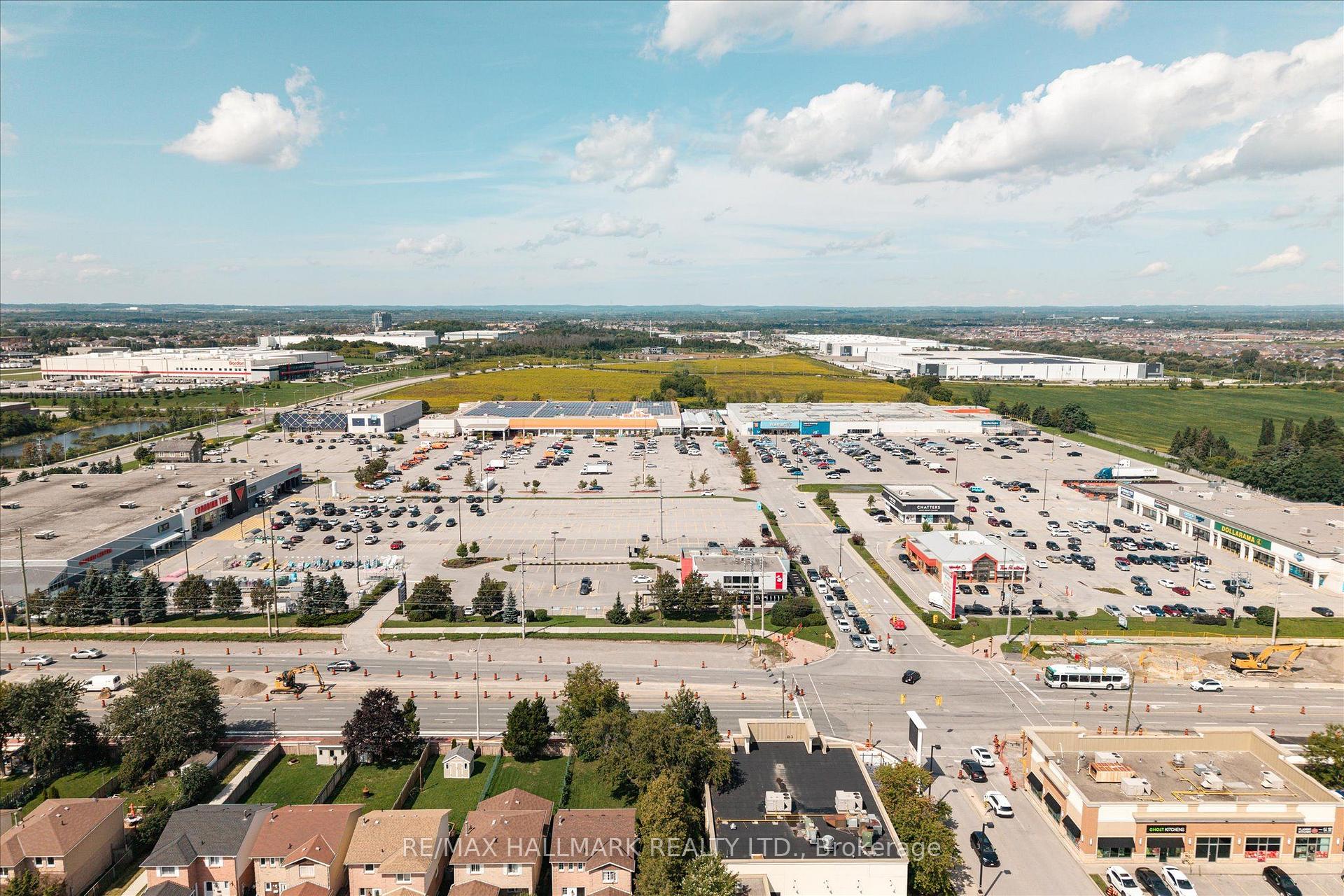 Photo 39 of 72 Tams Drive, Ajax, Central East — HOMEH